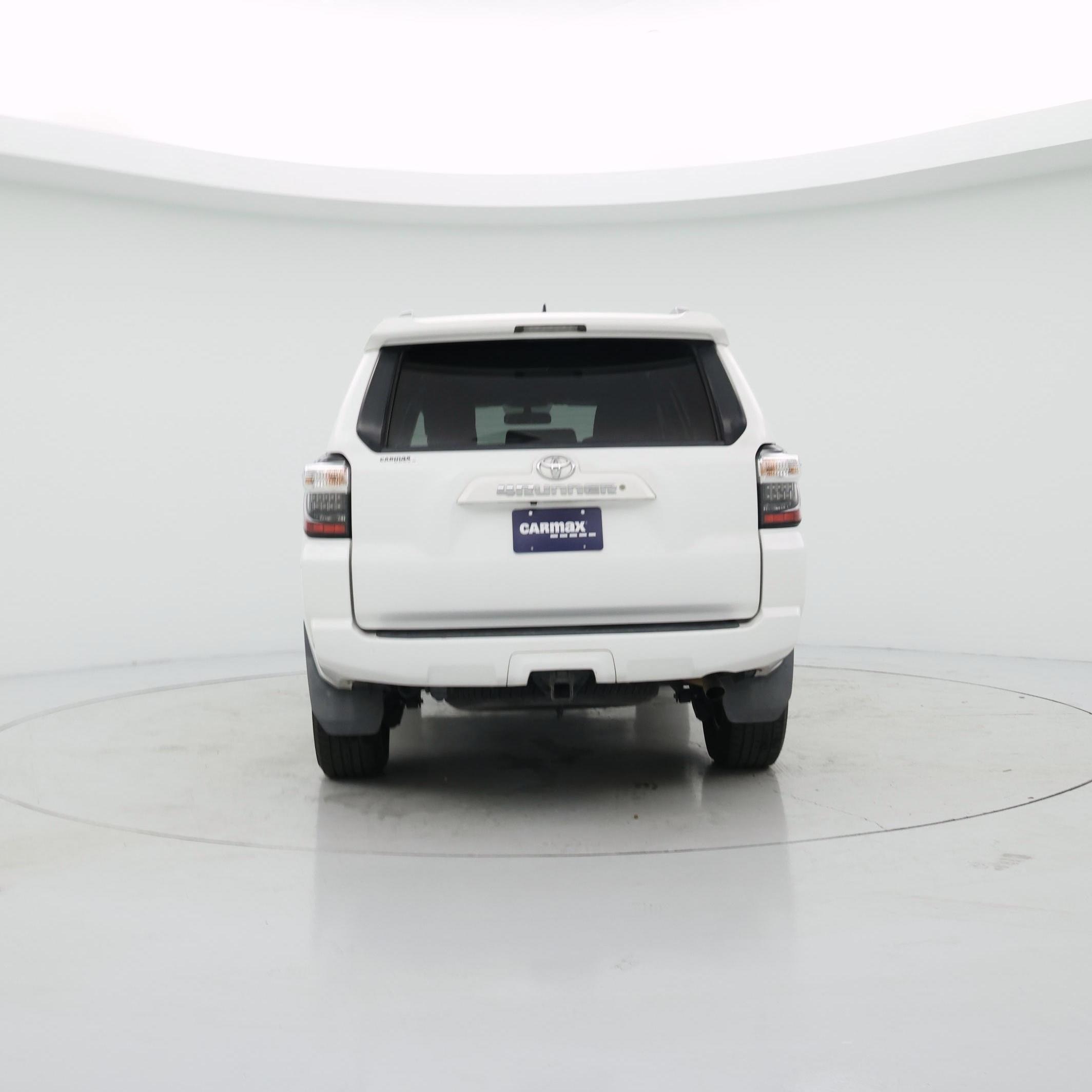 Thumbnail: 2016 Toyota 4Runner - 6