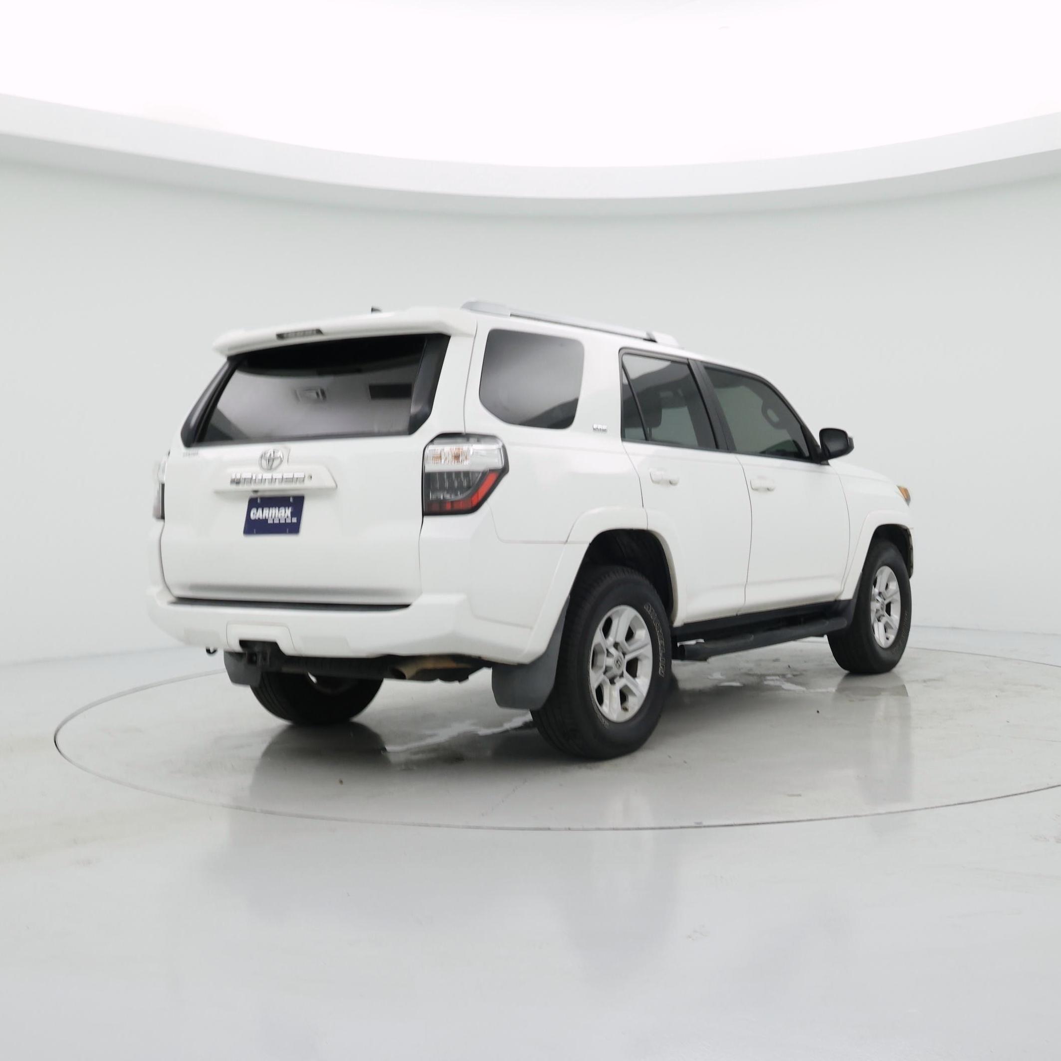 Thumbnail: 2016 Toyota 4Runner - 8