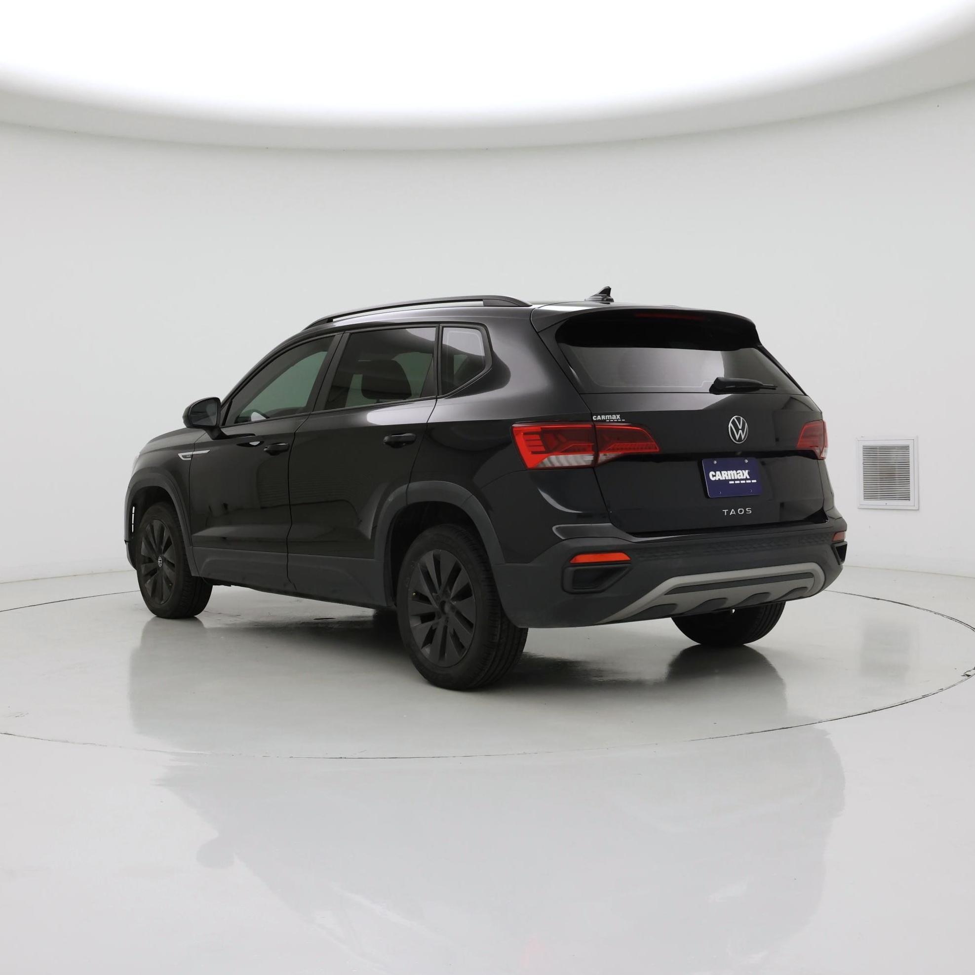 Thumbnail: 2022 Volkswagen Taos - 2