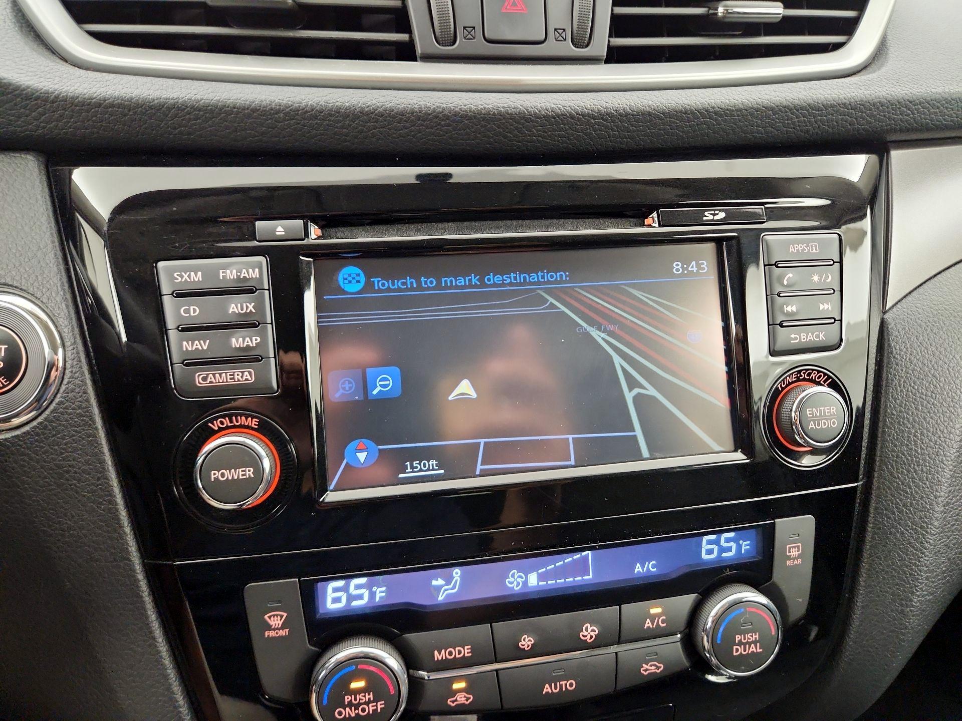 Thumbnail: 2016 Nissan Rogue - 14