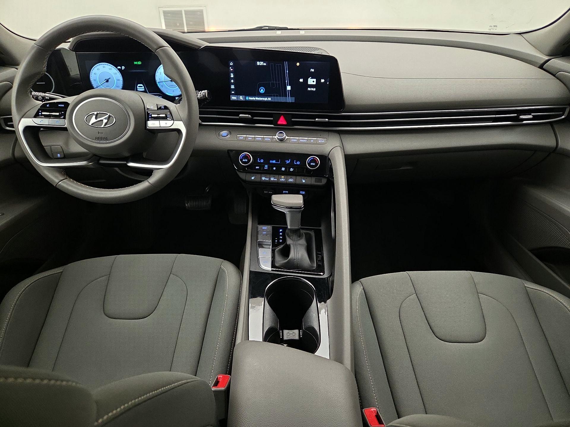 Thumbnail: 2023 Hyundai Elantra - 9