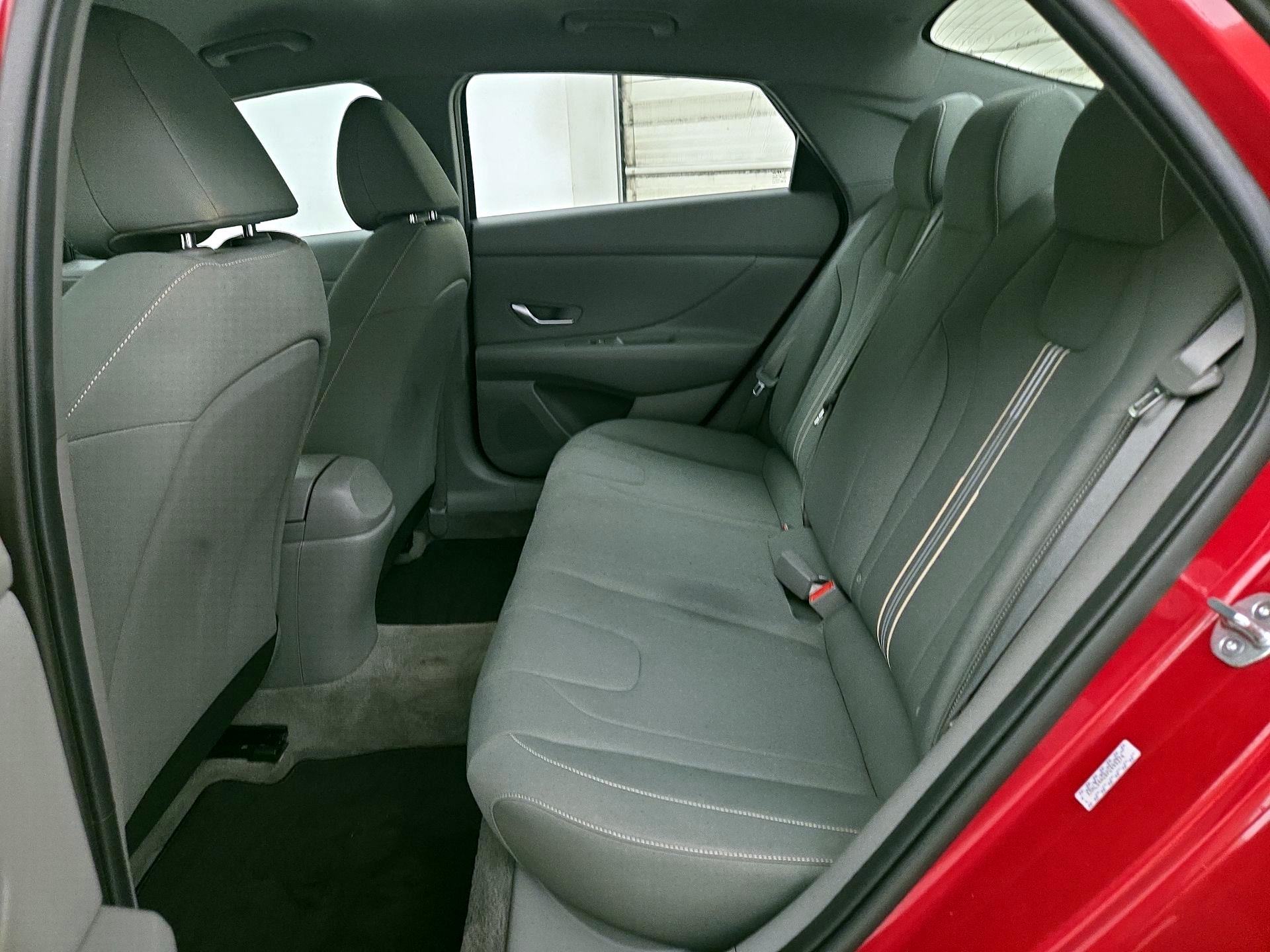 Thumbnail: 2023 Hyundai Elantra - 20