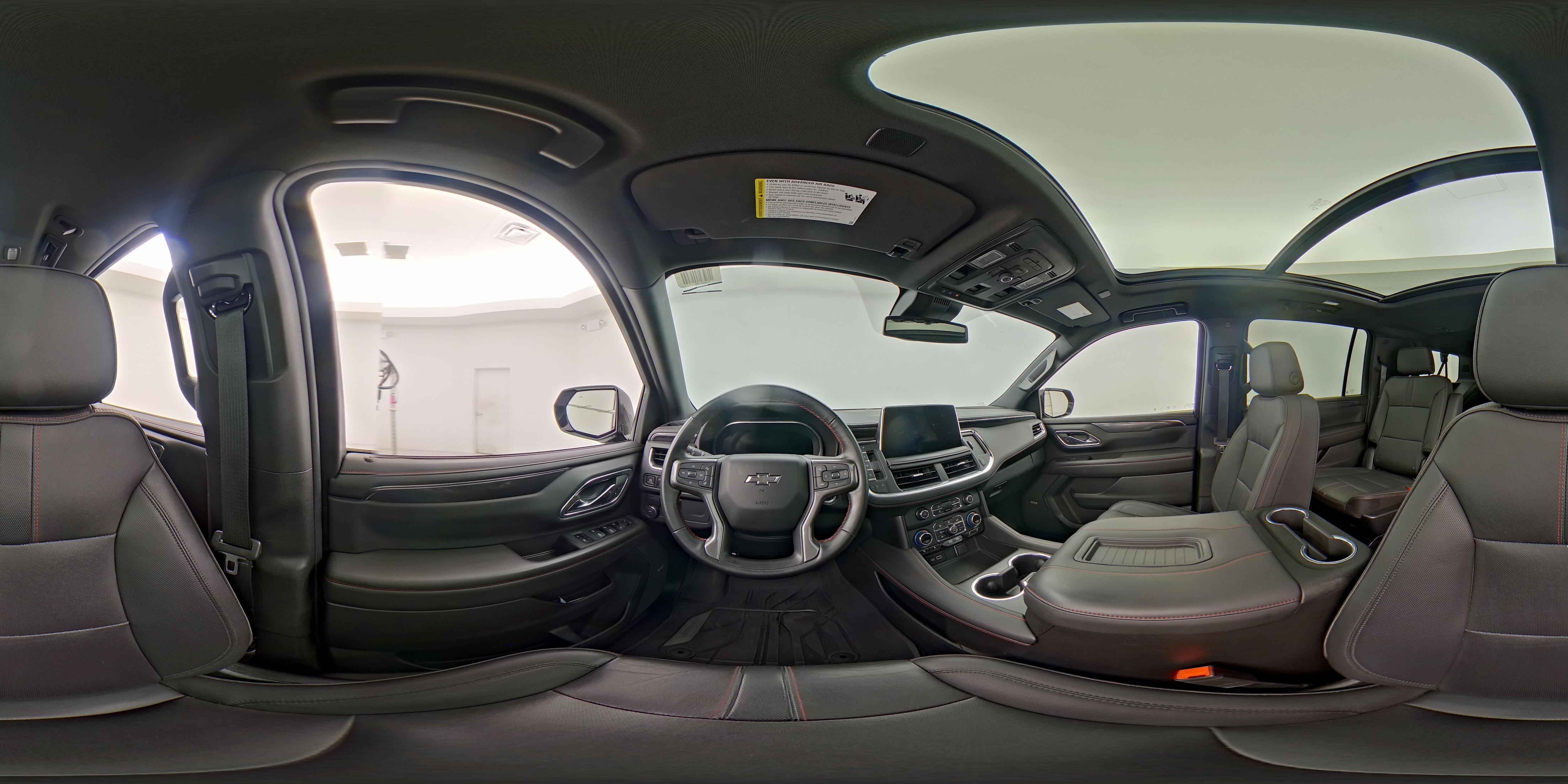 2023 Chevrolet Suburban RST - Photo 30