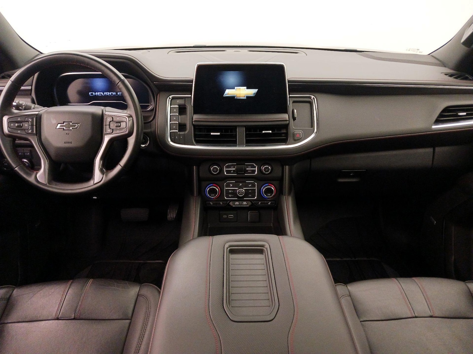 2023 Chevrolet Suburban RST - Photo 10