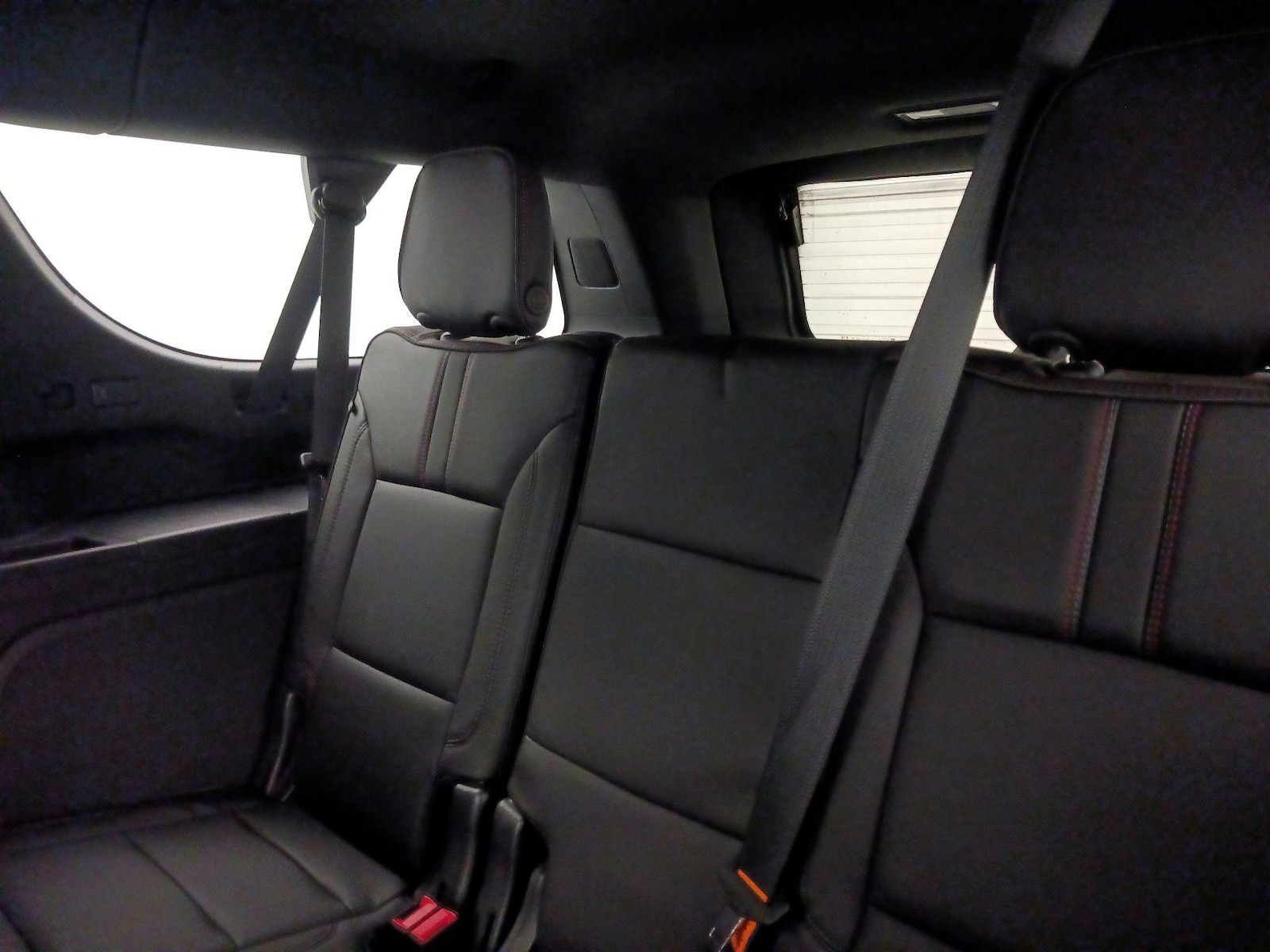 2023 Chevrolet Suburban RST - Photo 23