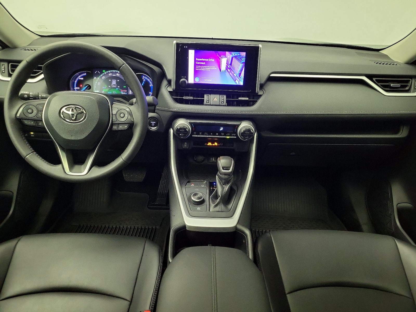 2024 Toyota RAV4 XLE Premium - Photo 10