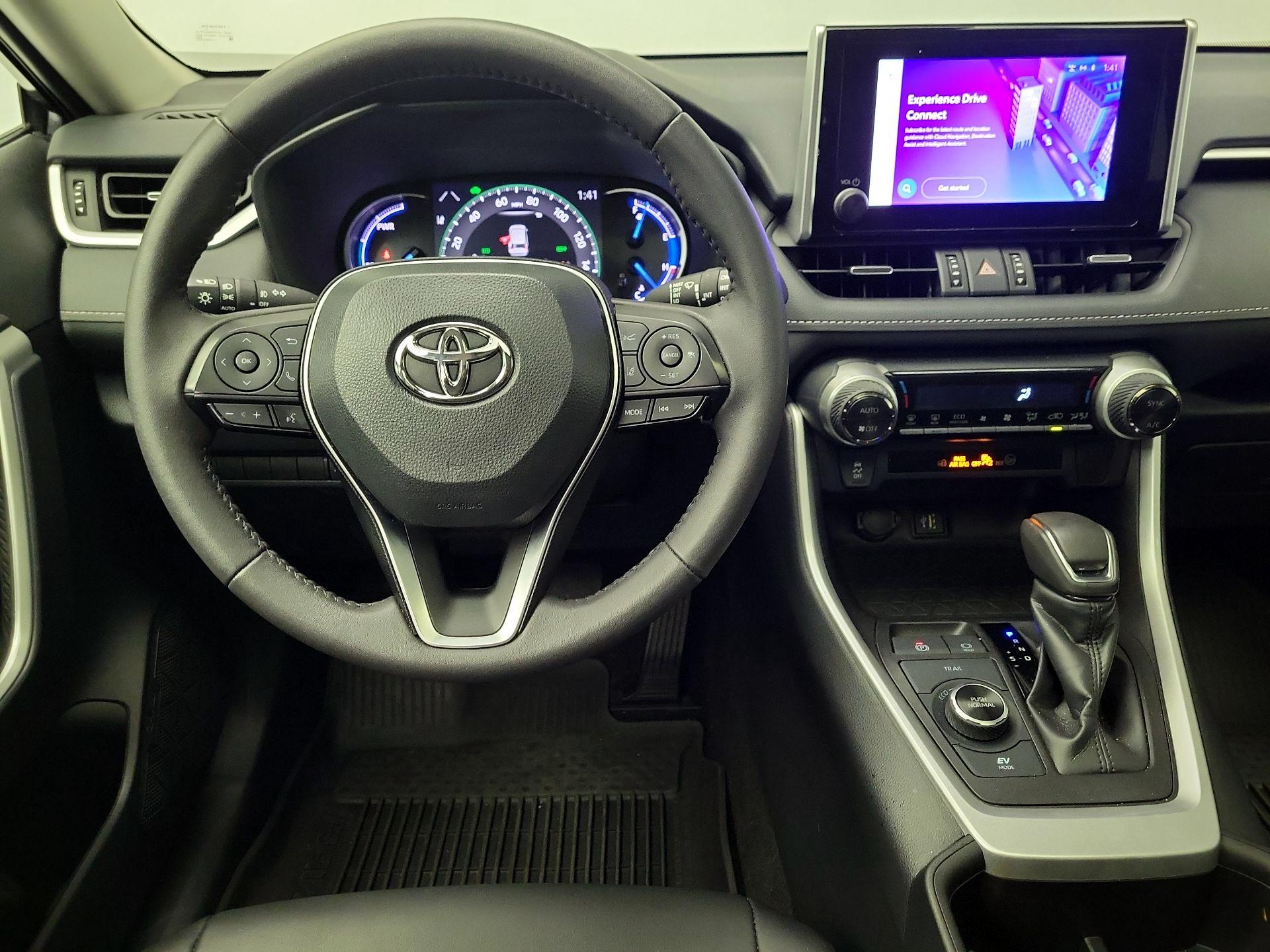 Thumbnail: 2024 Toyota RAV4 - 10