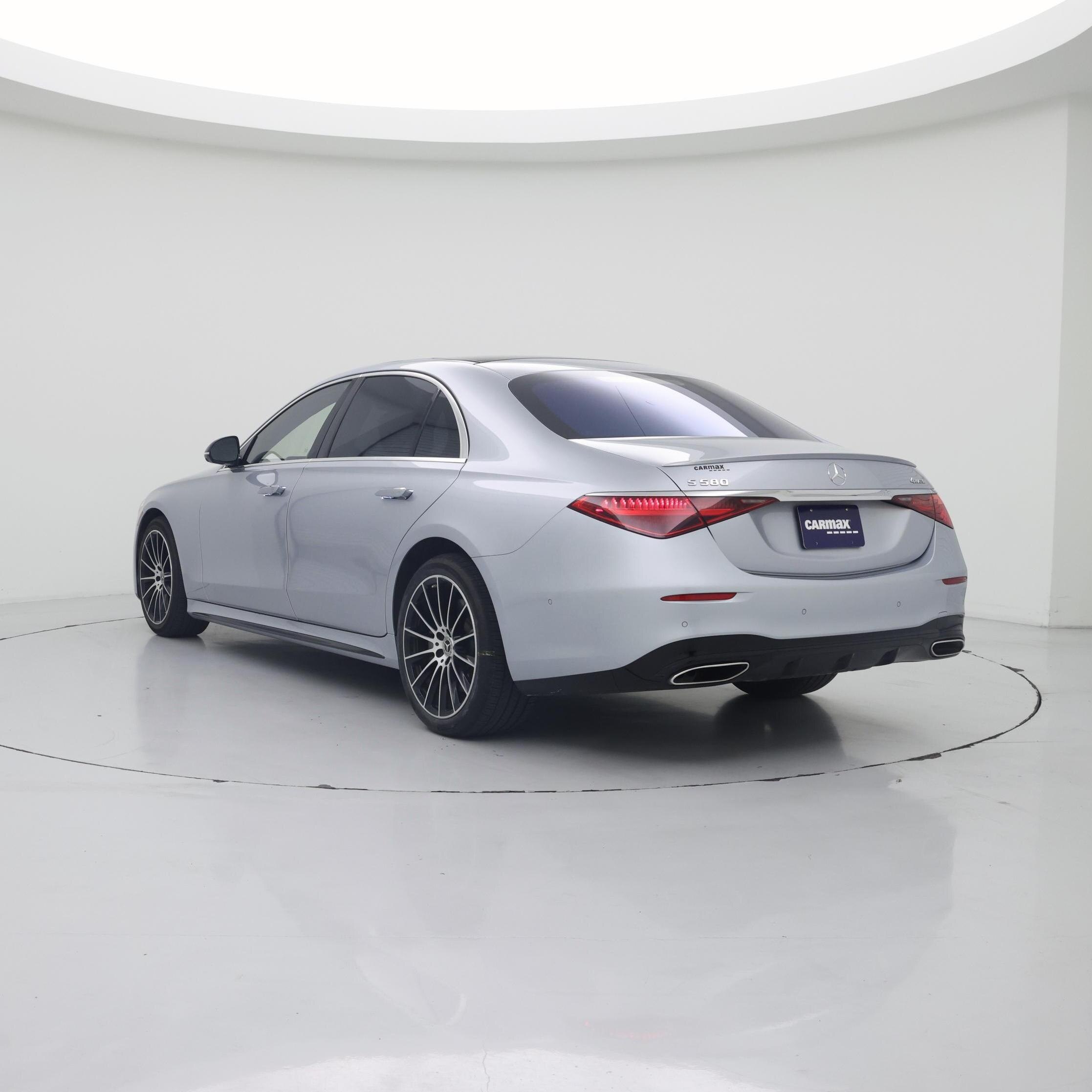 Thumbnail: 2022 Mercedes-Benz S-Class - 2