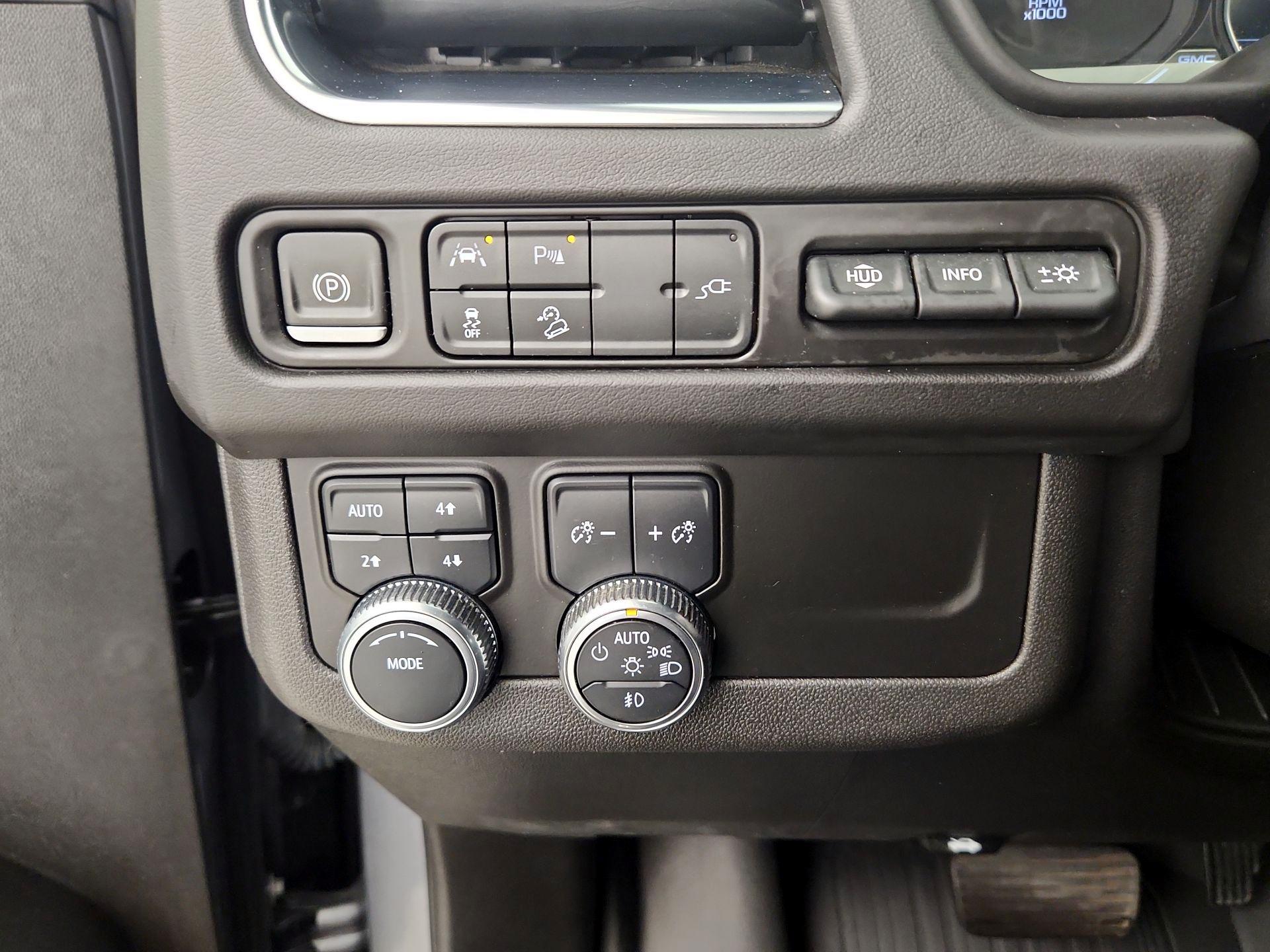 Thumbnail: 2021 GMC Yukon - 13