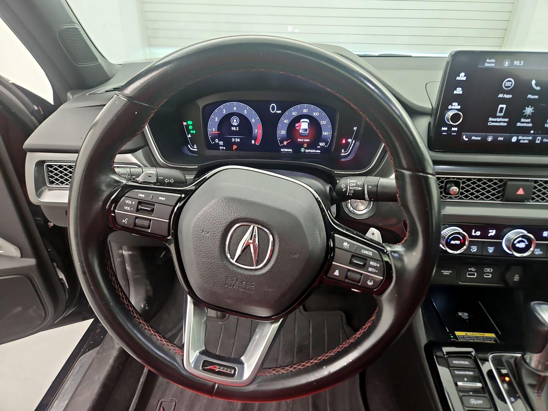 Thumbnail: 2023 Acura Integra - 10