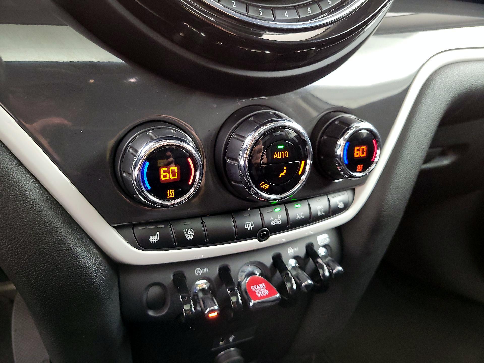 Thumbnail: 2020 MINI Cooper Countryman - 16
