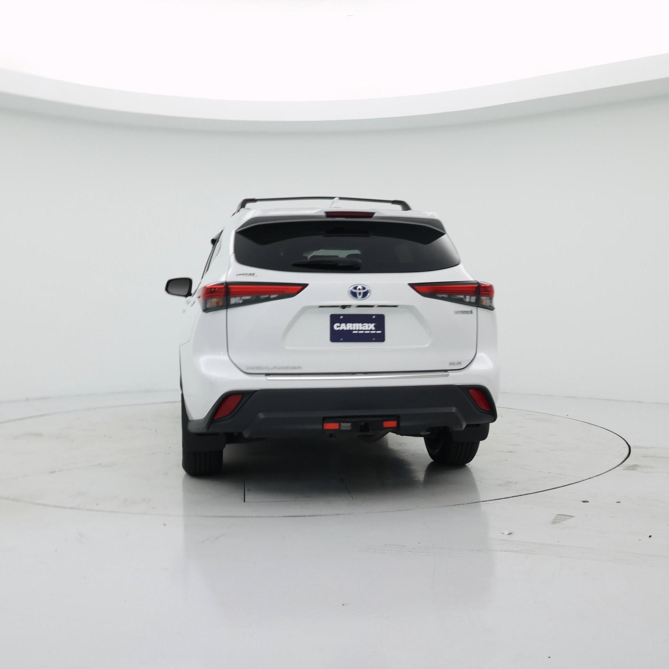 Thumbnail: 2022 Toyota Highlander - 6
