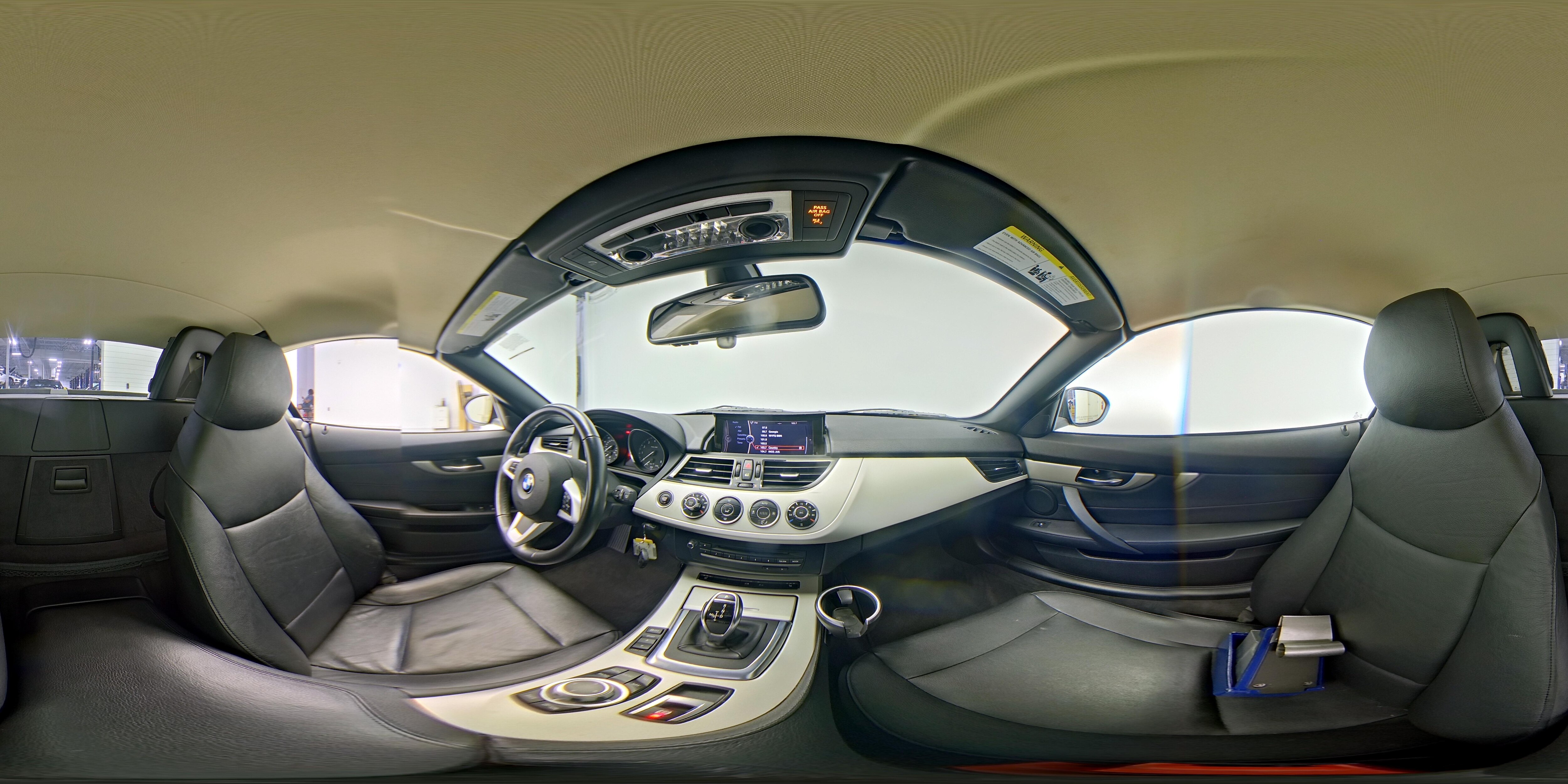2015 BMW Z4 sDrive28i - Photo 22