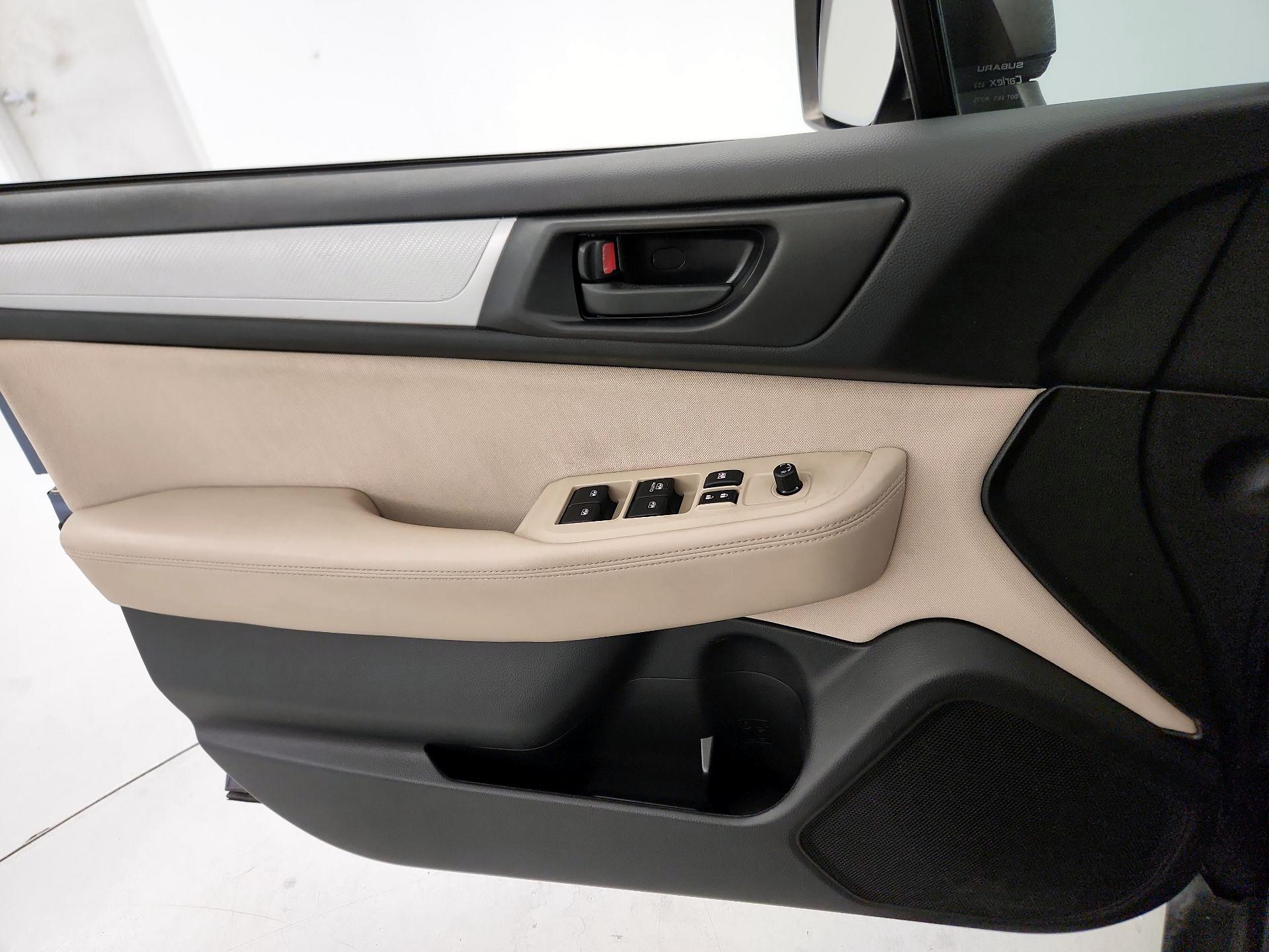 Thumbnail: 2017 Subaru Outback - 12