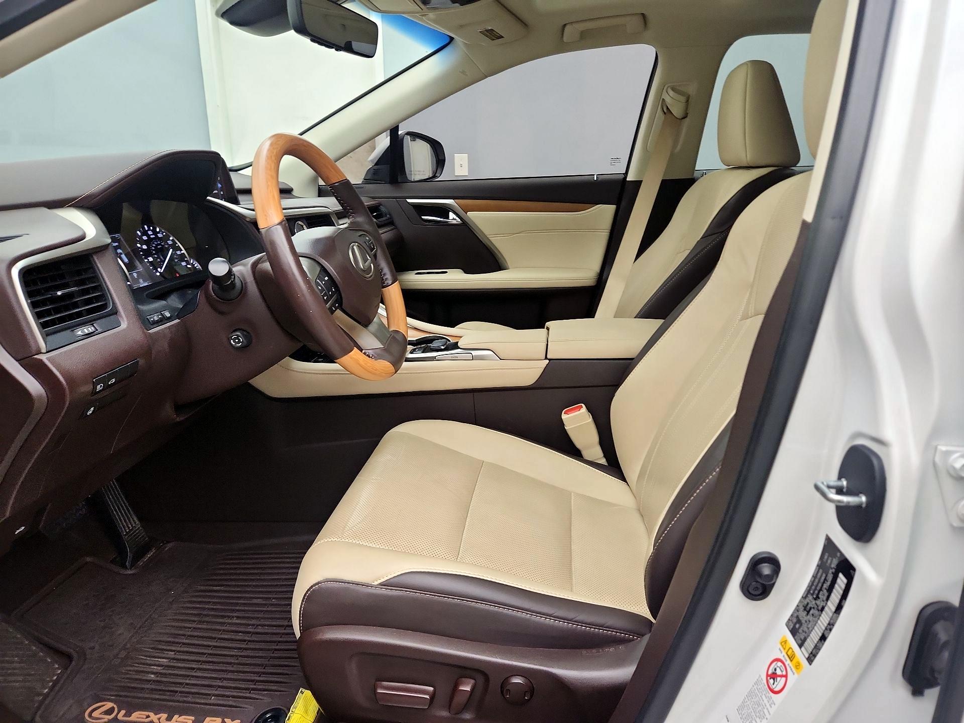 Thumbnail: 2017 Lexus RX - 11