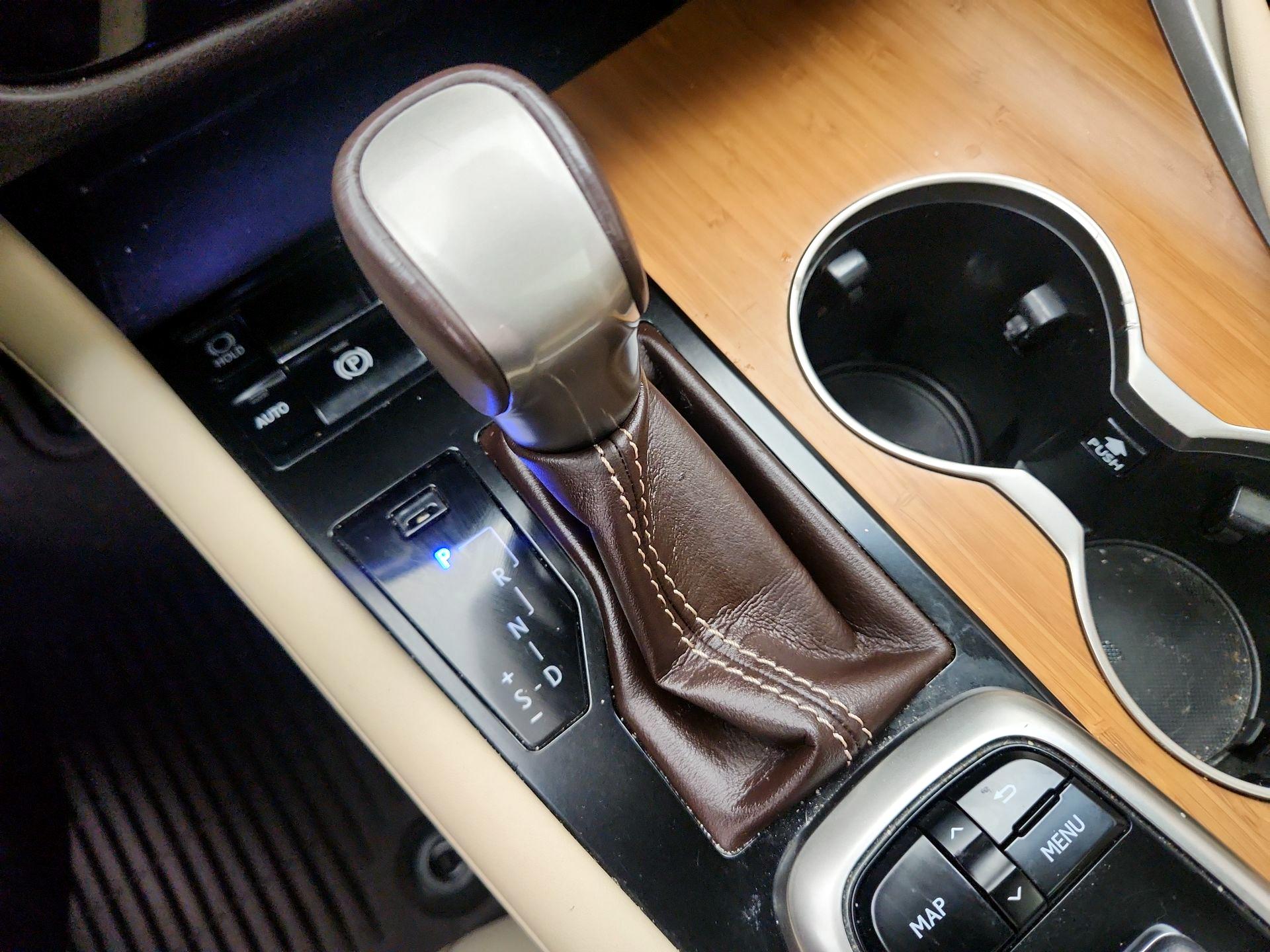 Thumbnail: 2017 Lexus RX - 18