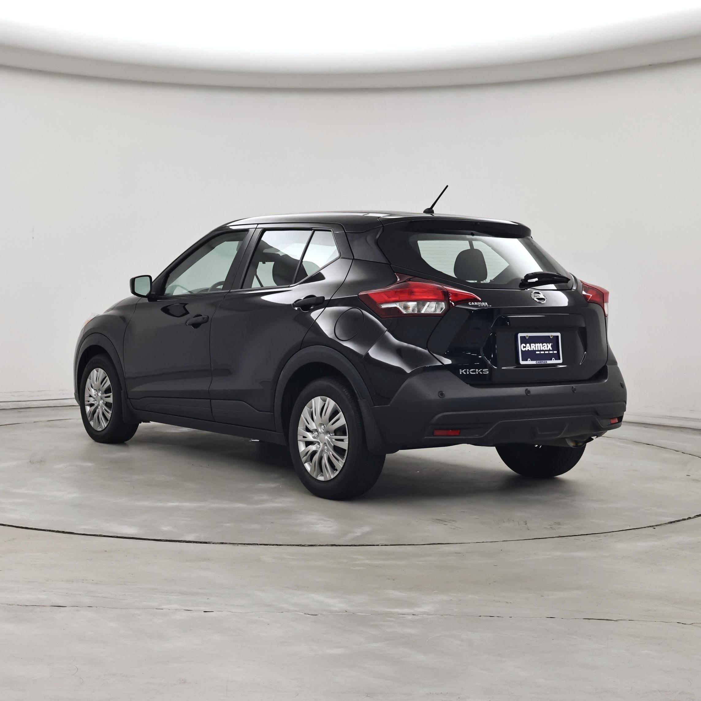 Thumbnail: 2020 Nissan Kicks - 2