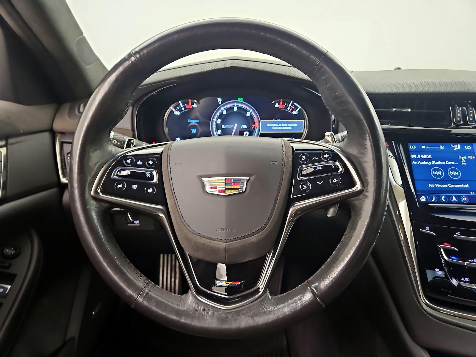 2018 Cadillac CTS-V Sedan V - Photo 11