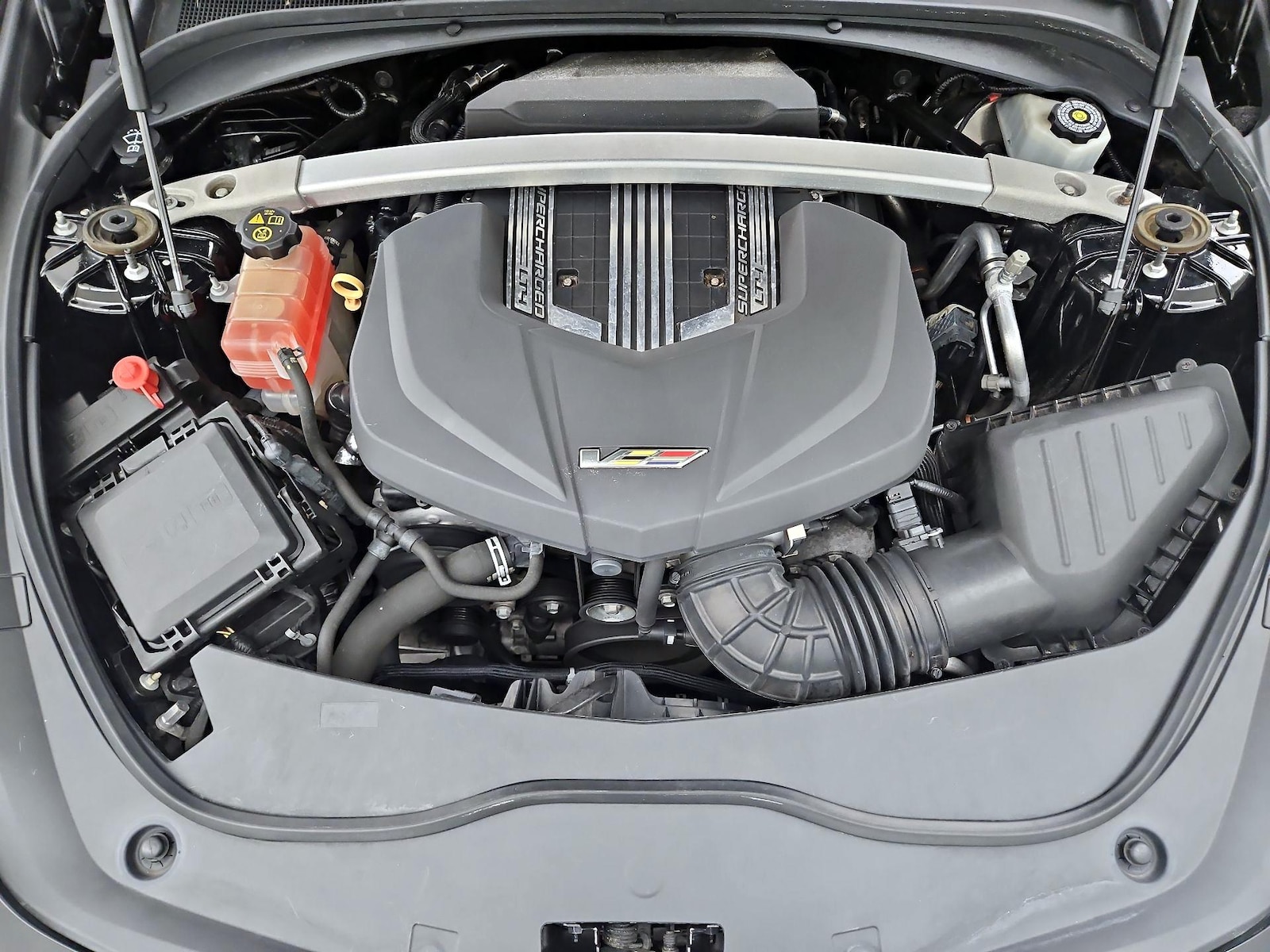 2018 Cadillac CTS-V Sedan V - Photo 22