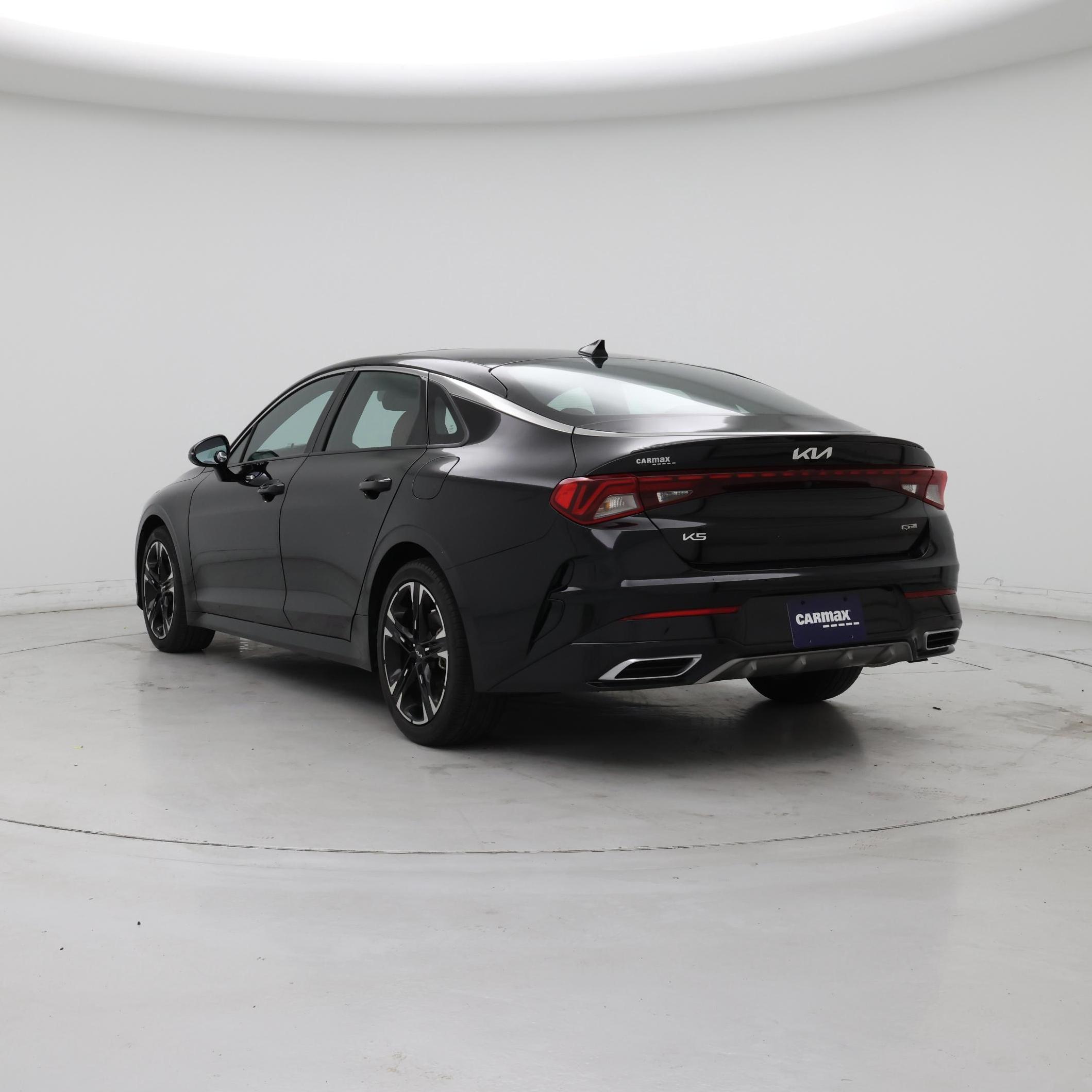 Thumbnail: 2023 Kia K5 - 2