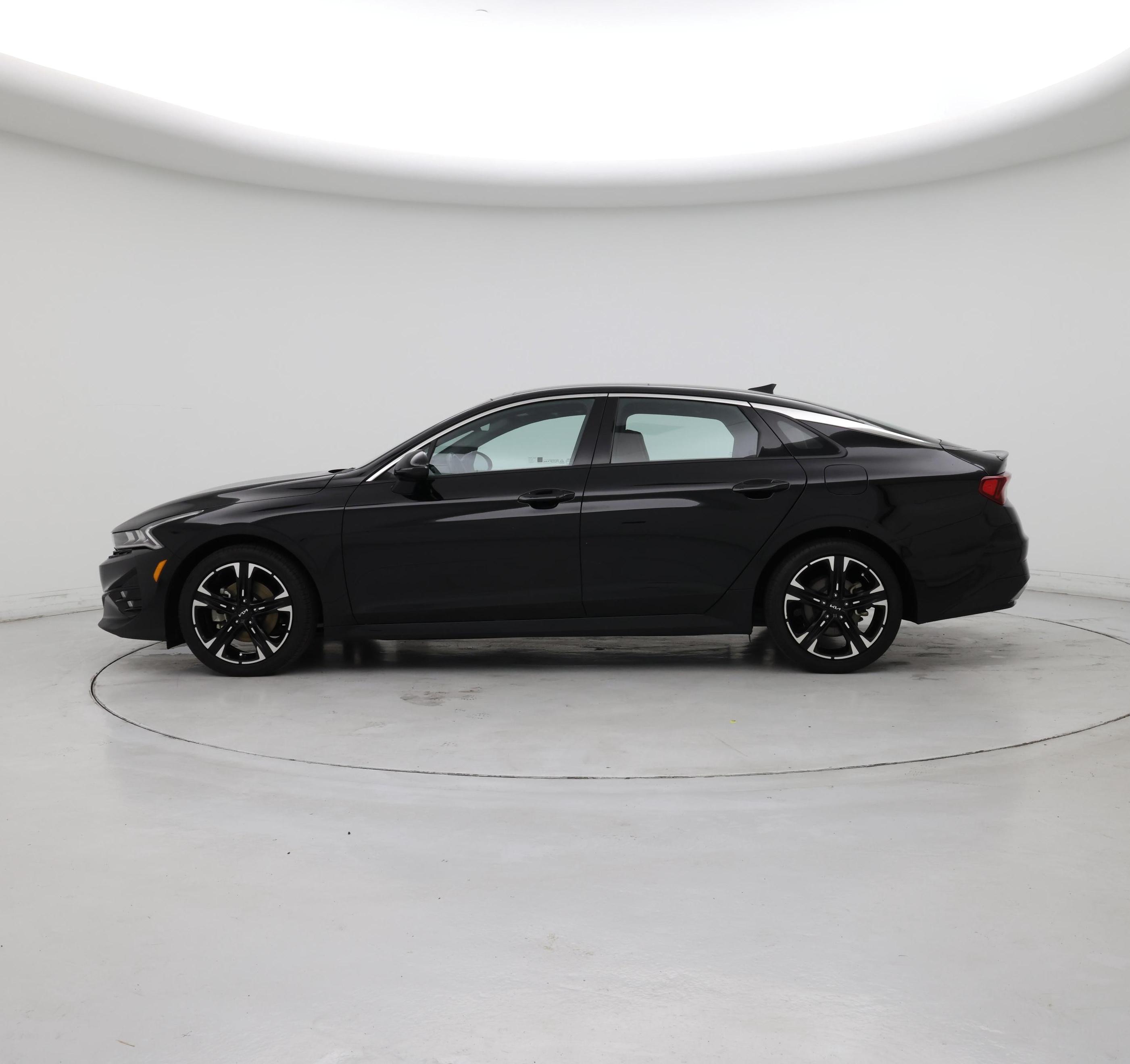 Thumbnail: 2023 Kia K5 - 3