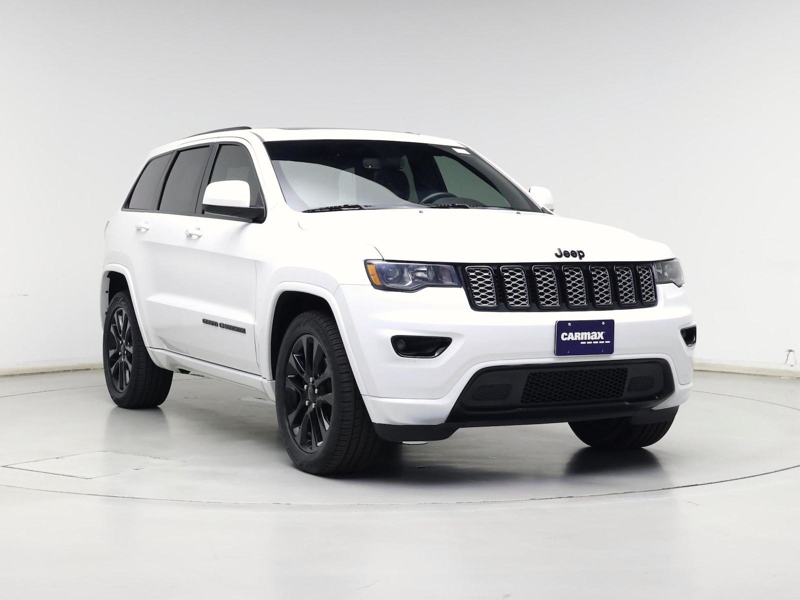 2019 Jeep Grand Cherokee Altitude - Photo 2