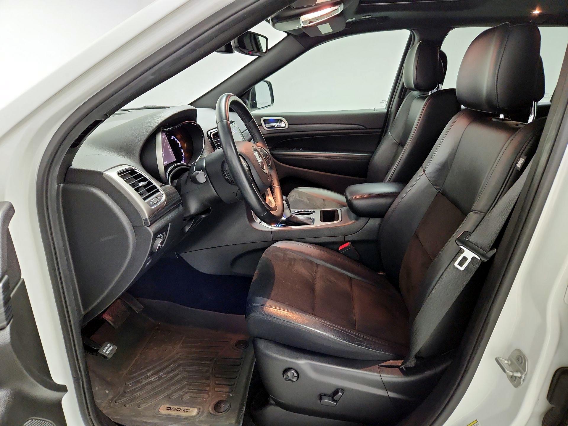 Thumbnail: 2019 Jeep Grand Cherokee - 11