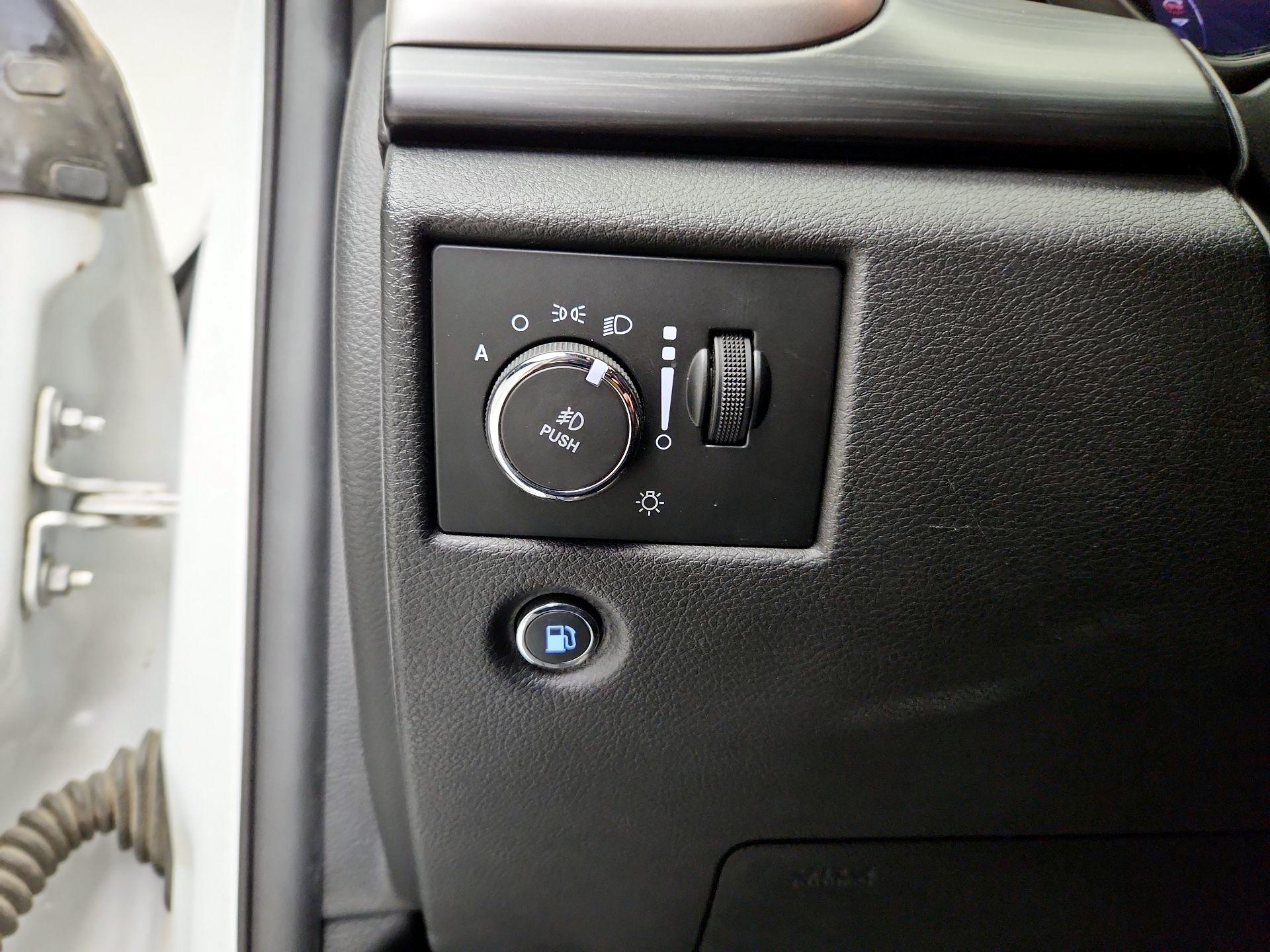 Thumbnail: 2019 Jeep Grand Cherokee - 13