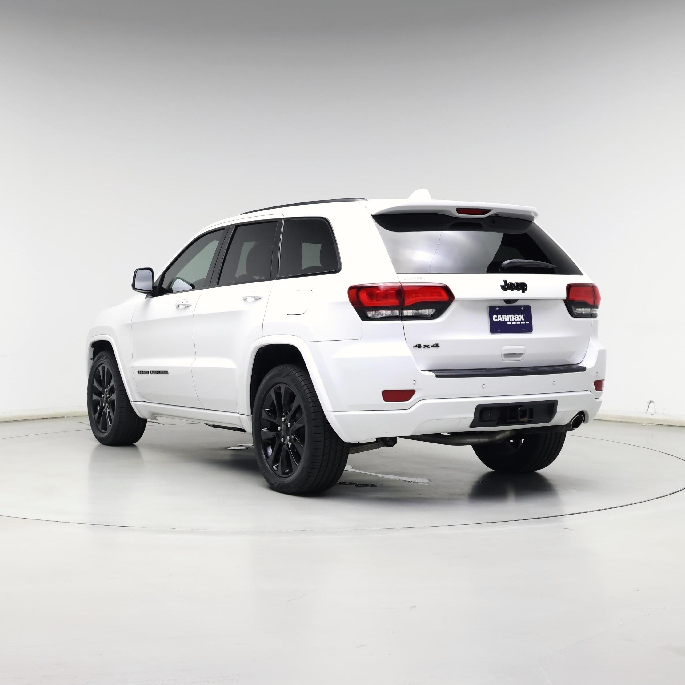 Thumbnail: 2019 Jeep Grand Cherokee - 2