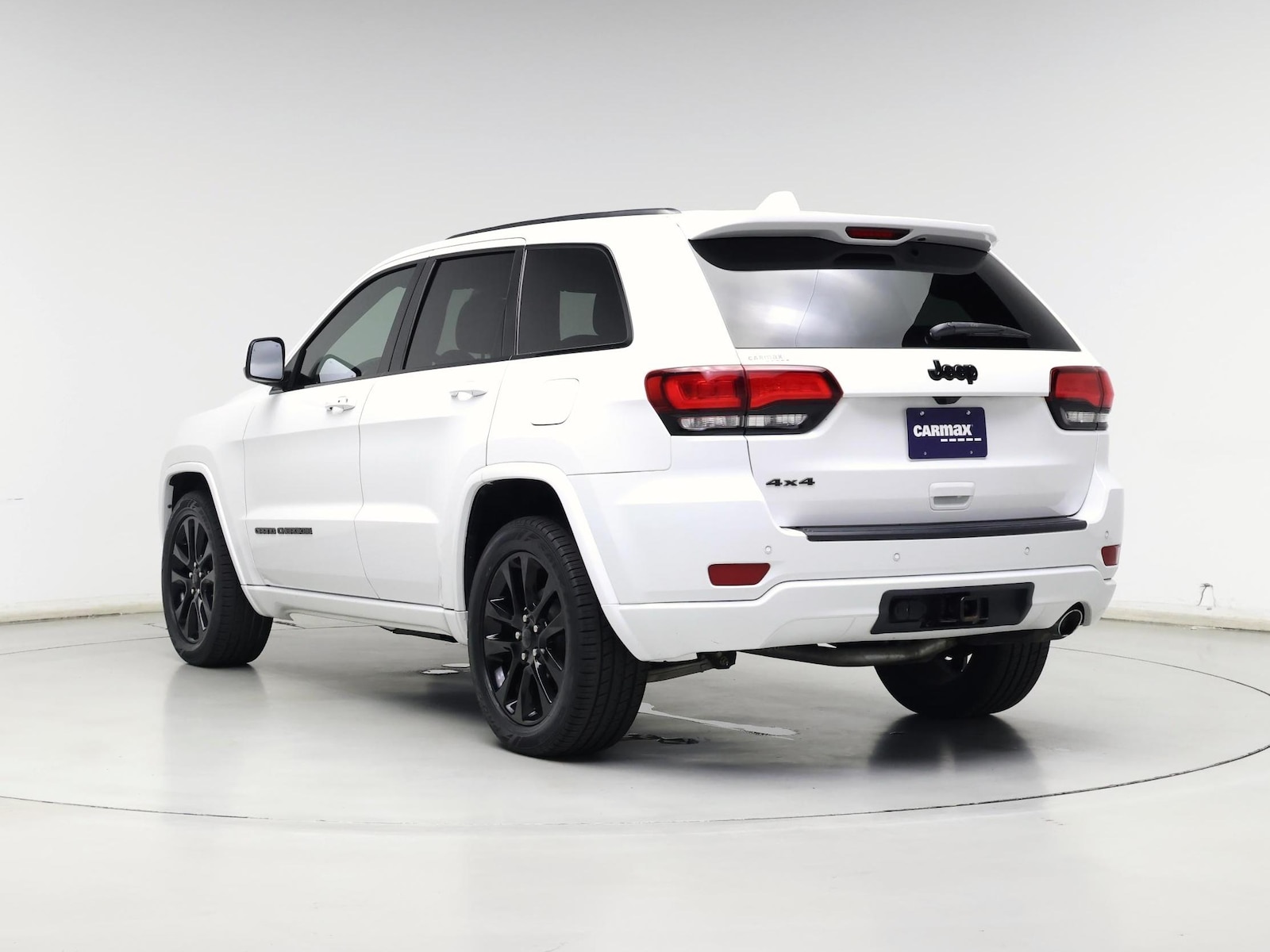2019 Jeep Grand Cherokee Altitude - Photo 3