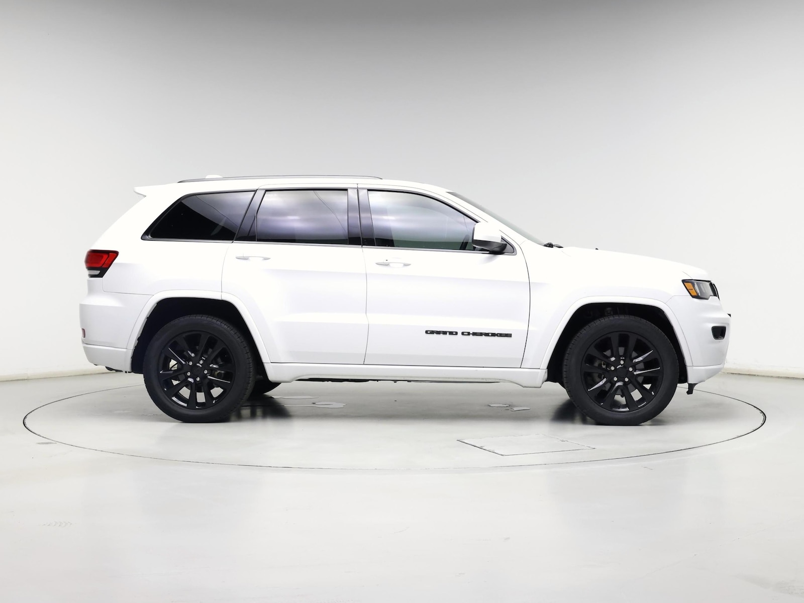 2019 Jeep Grand Cherokee Altitude - Photo 8