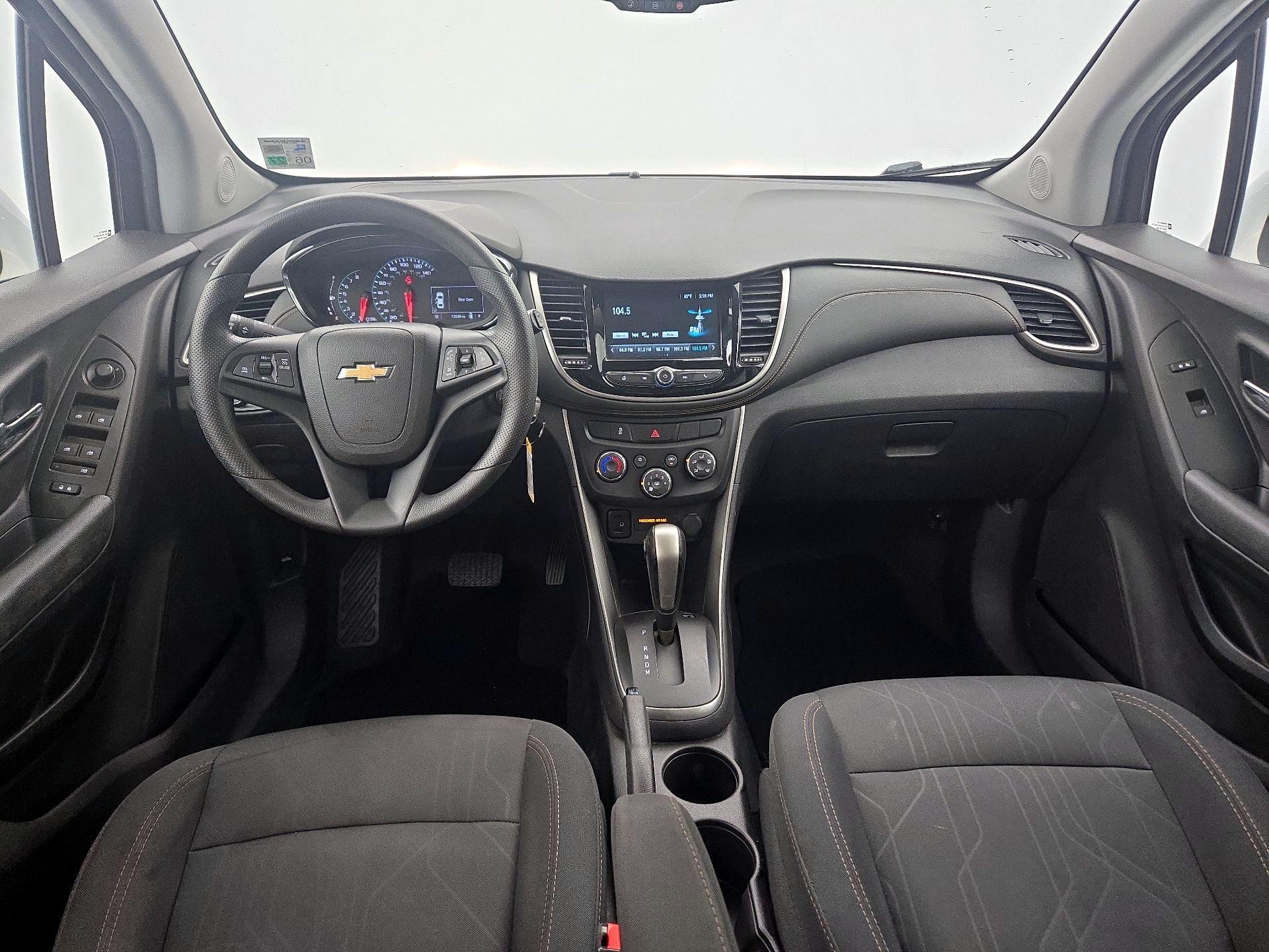 Thumbnail: 2017 Chevrolet Trax - 9