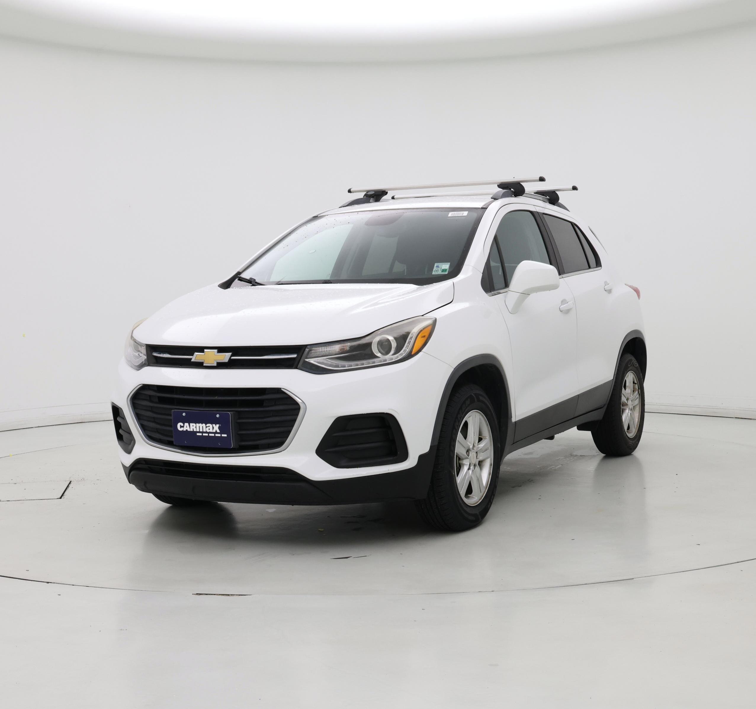 Thumbnail: 2017 Chevrolet Trax - 4