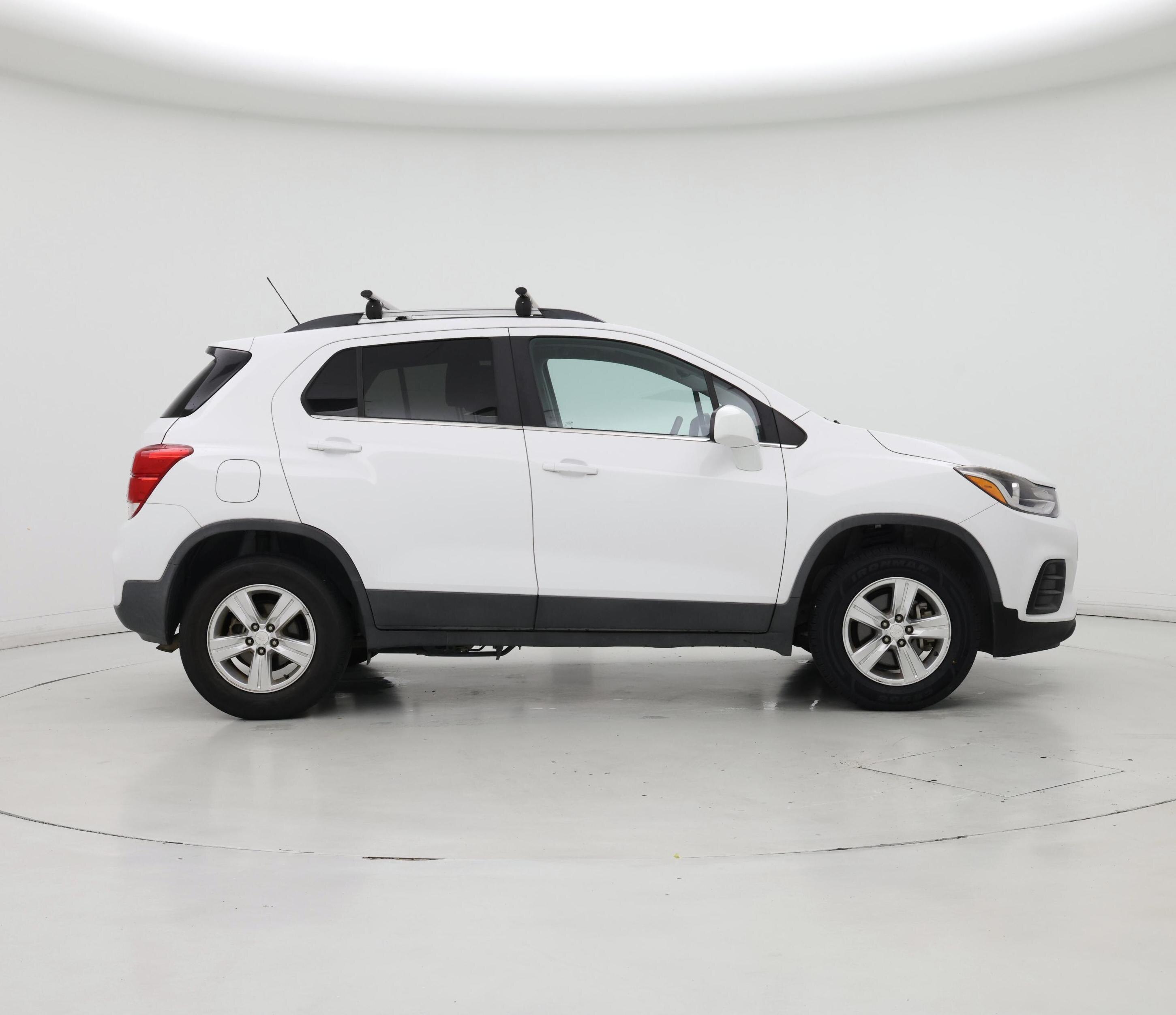 Thumbnail: 2017 Chevrolet Trax - 7