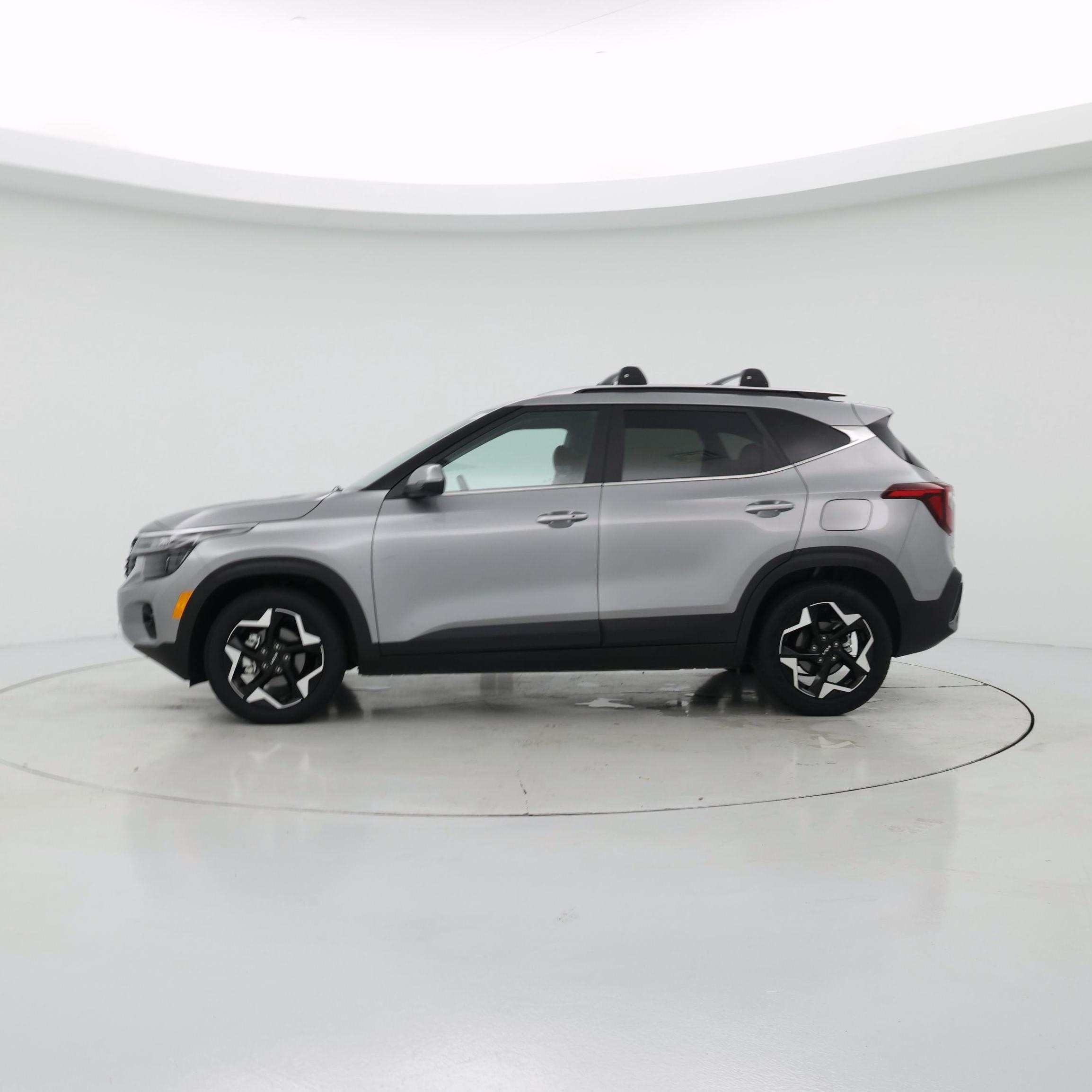 Thumbnail: 2024 Kia Seltos - 3