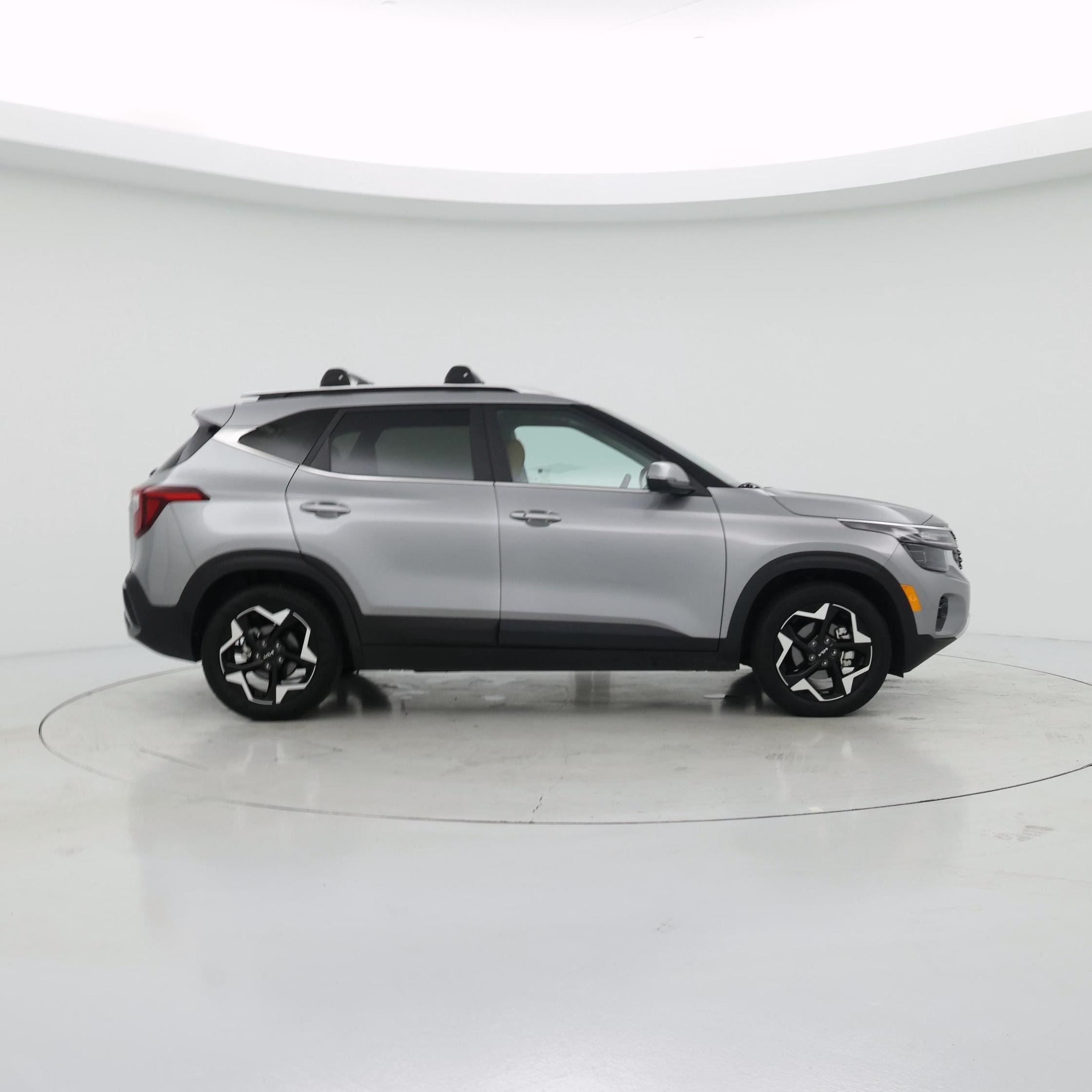Thumbnail: 2024 Kia Seltos - 7