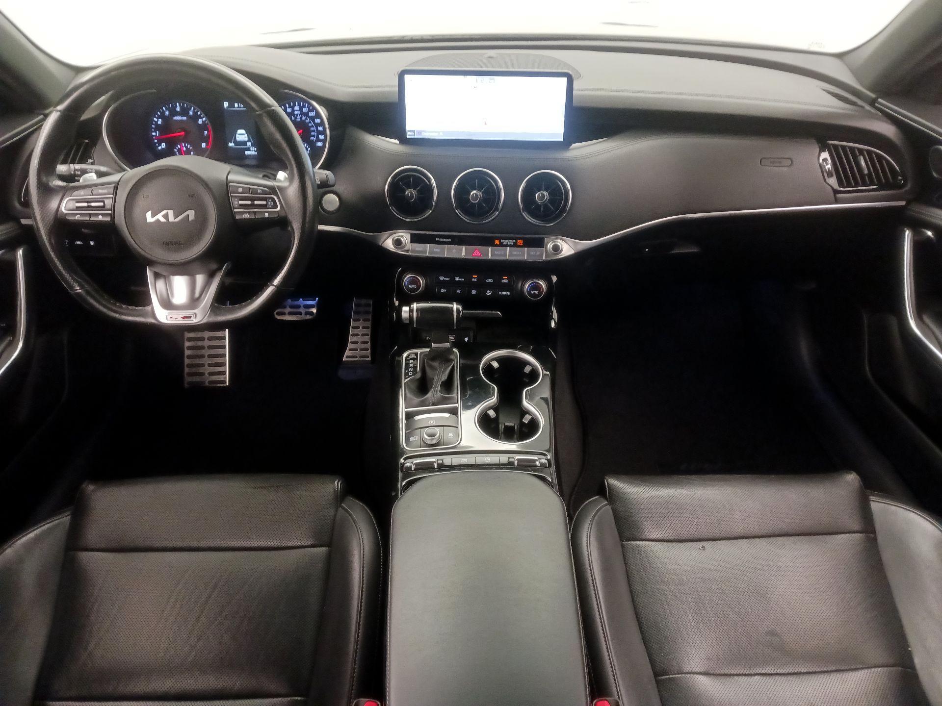 Thumbnail: 2022 Kia Stinger - 9