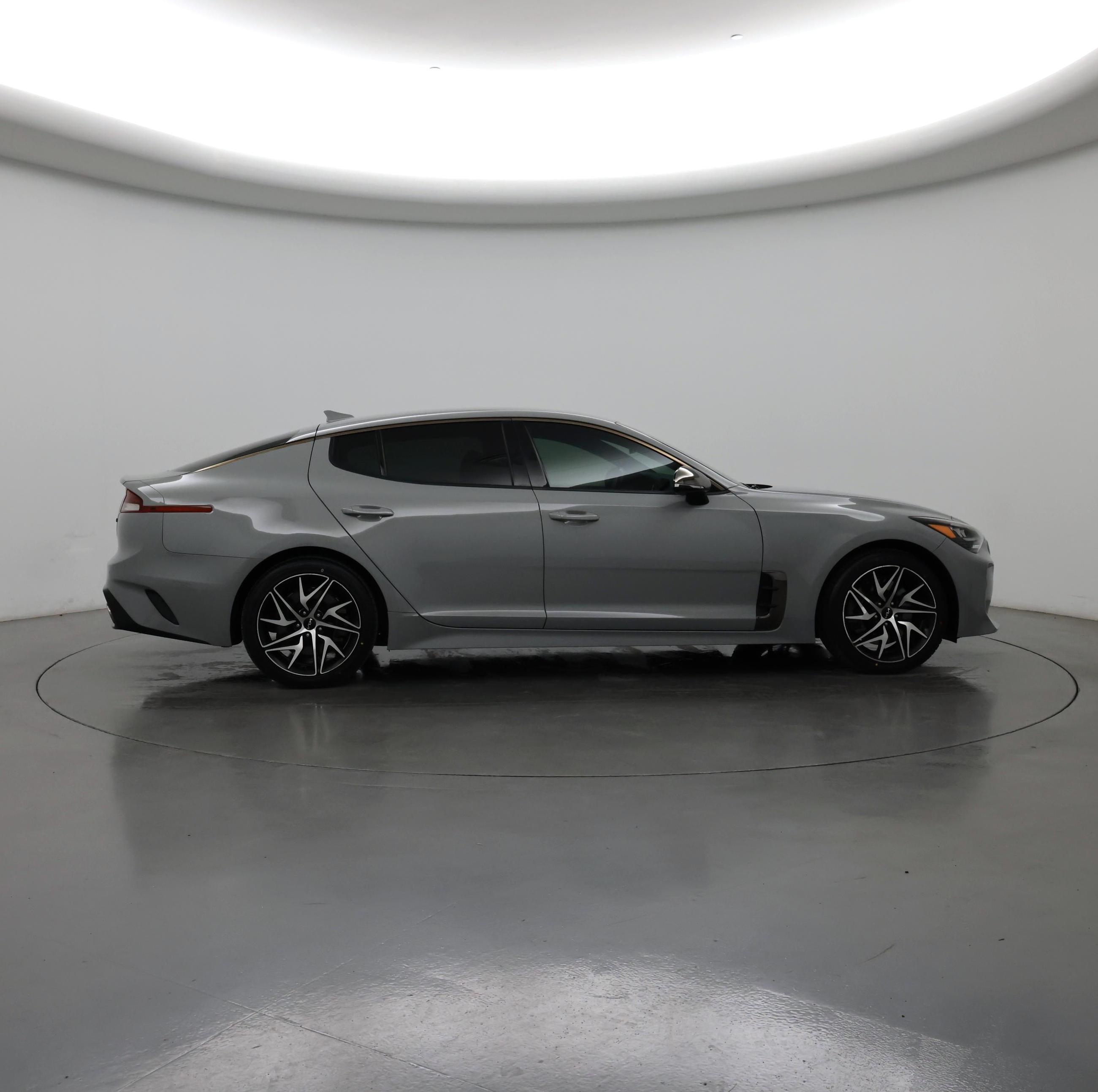 Thumbnail: 2022 Kia Stinger - 7