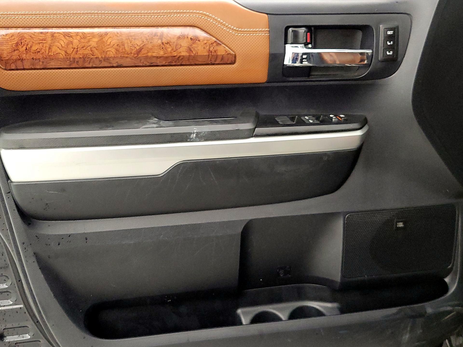 Thumbnail: 2014 Toyota Tundra - 12