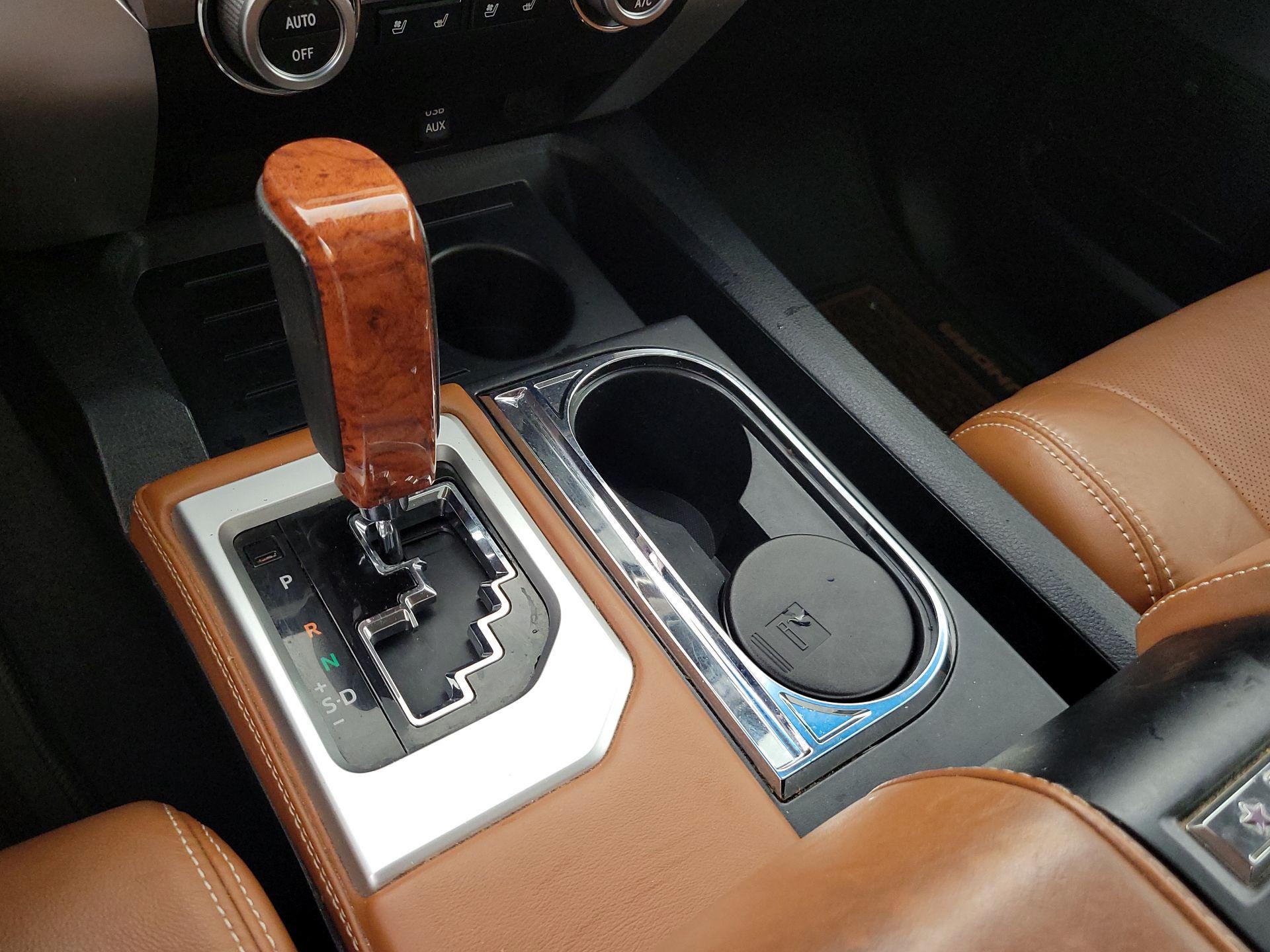 Thumbnail: 2014 Toyota Tundra - 17