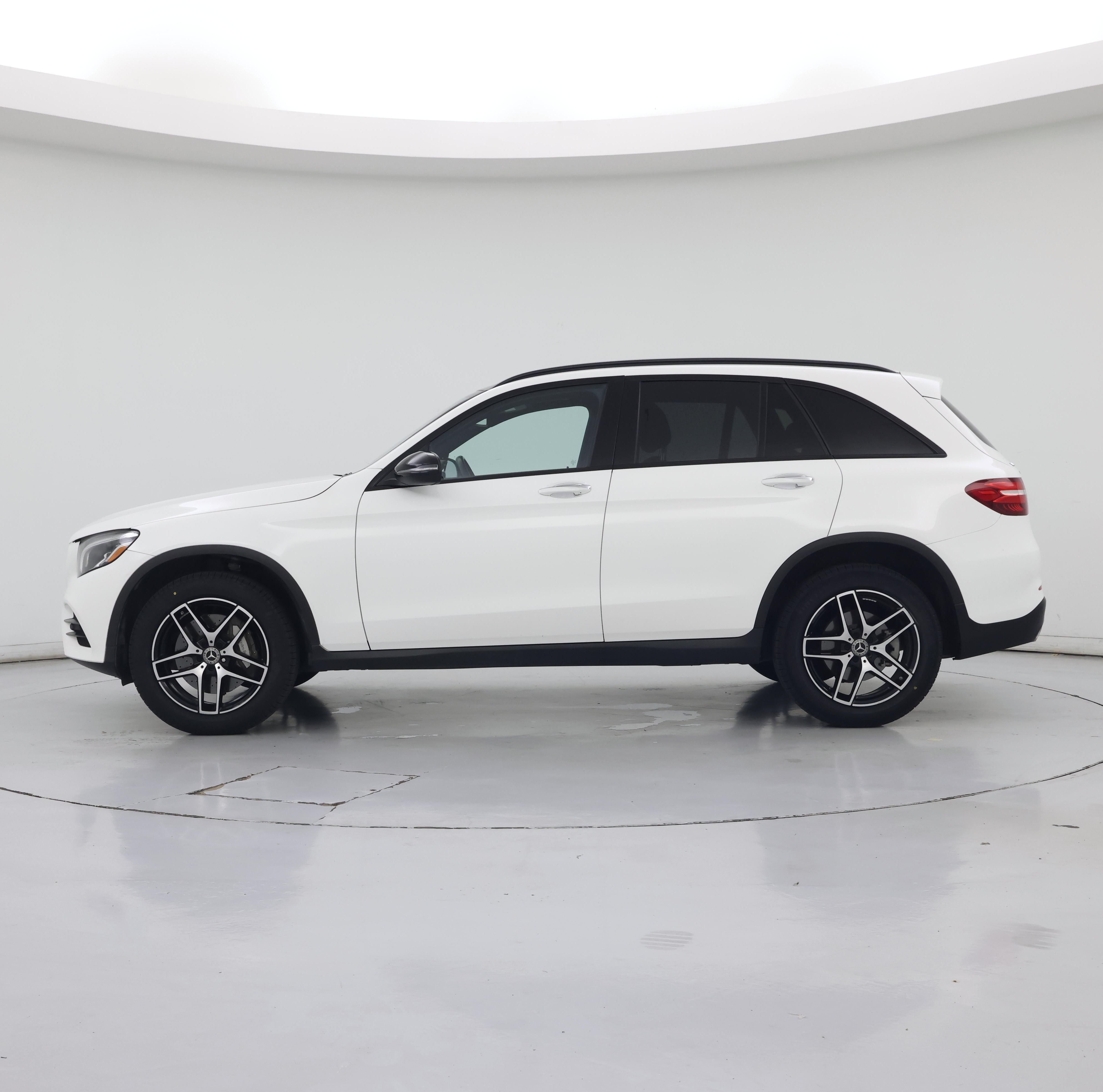 Thumbnail: 2018 Mercedes-Benz GLC - 3