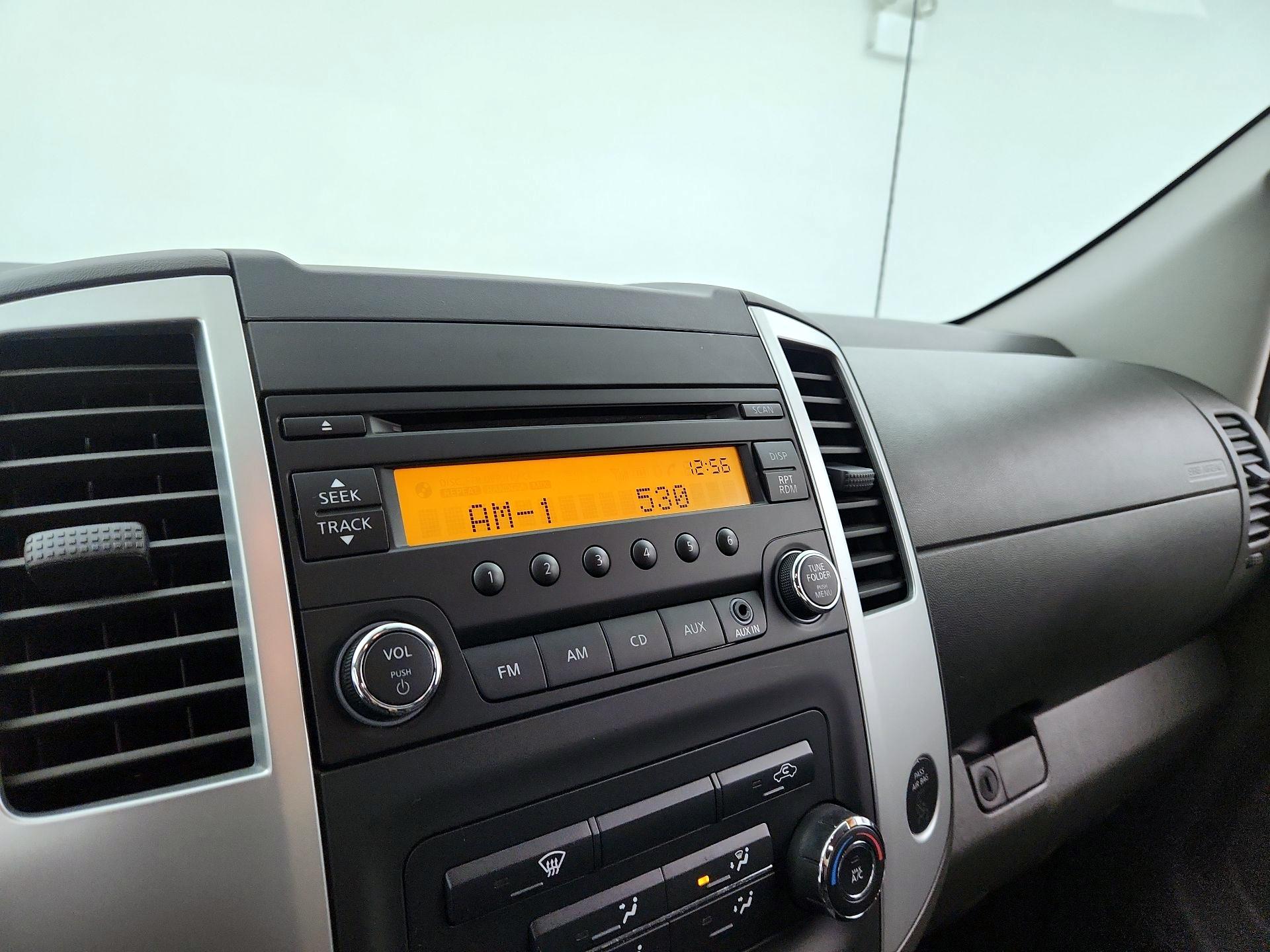 Thumbnail: 2015 Nissan Frontier - 14