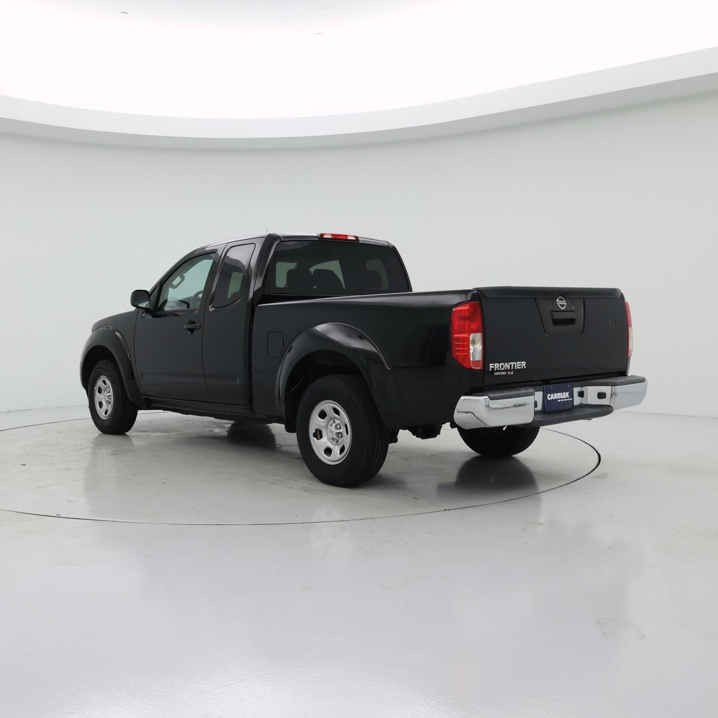 Thumbnail: 2015 Nissan Frontier - 2