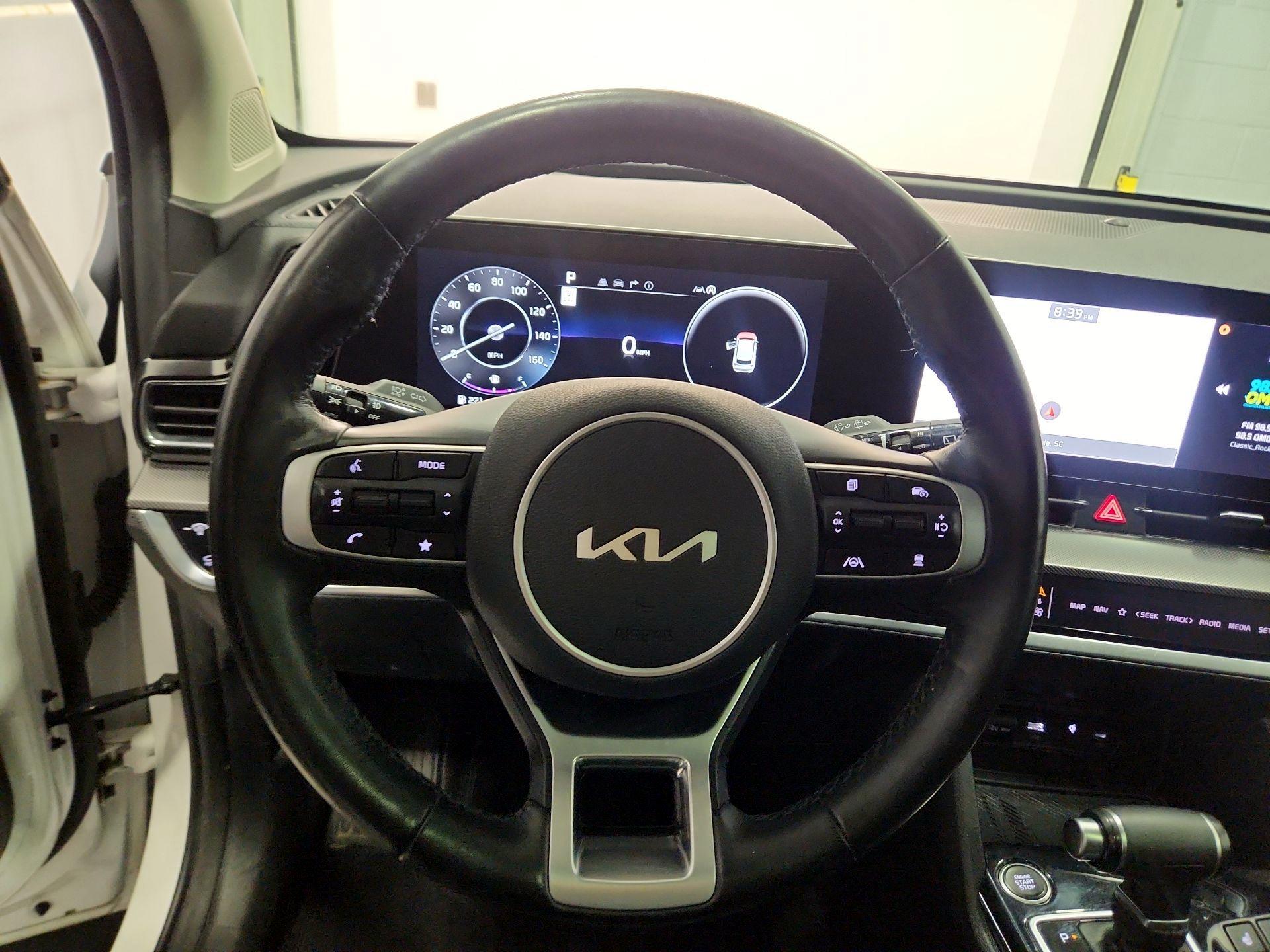 Thumbnail: 2023 Kia Sportage - 10