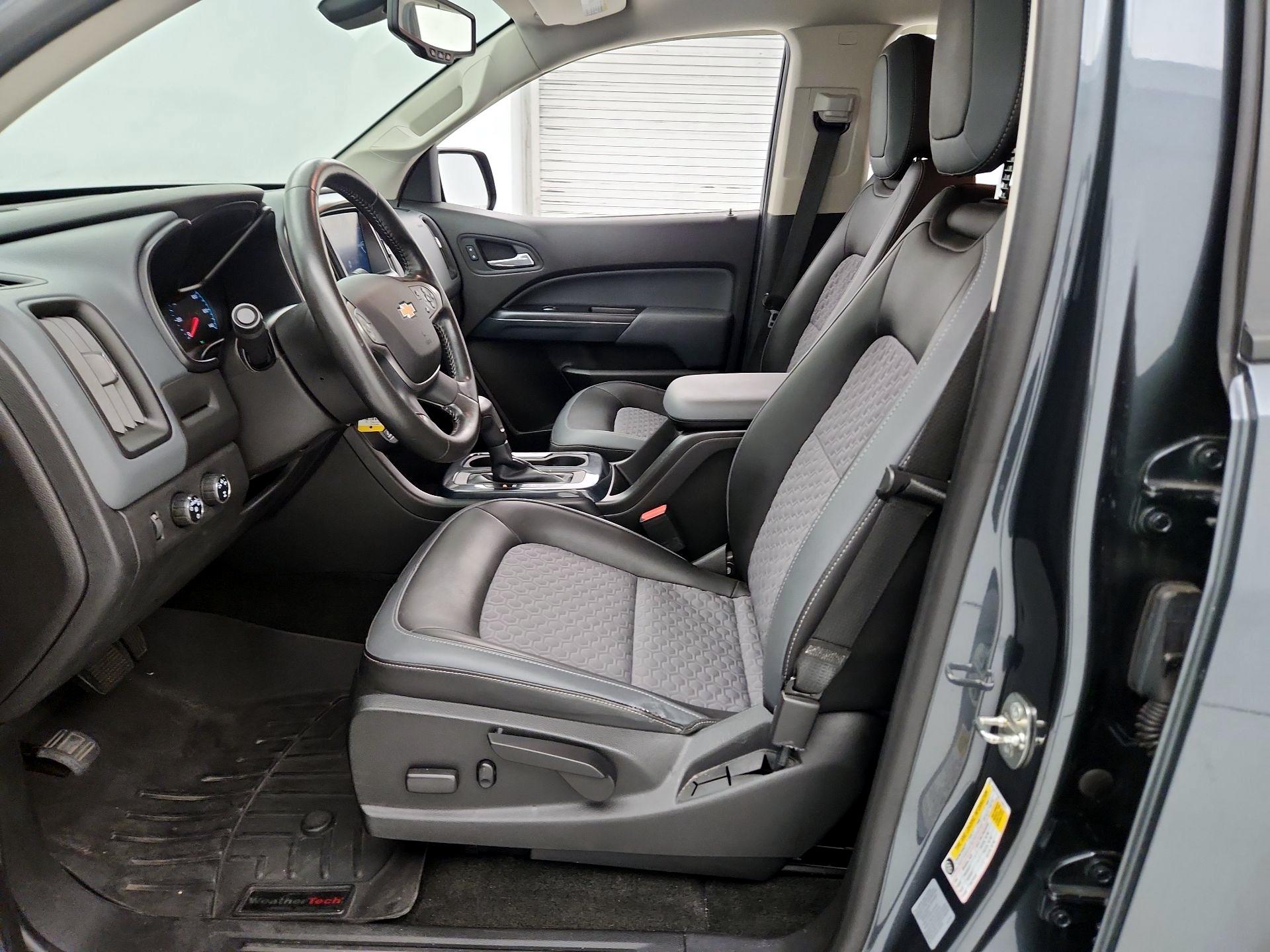 Thumbnail: 2015 Chevrolet Colorado - 11