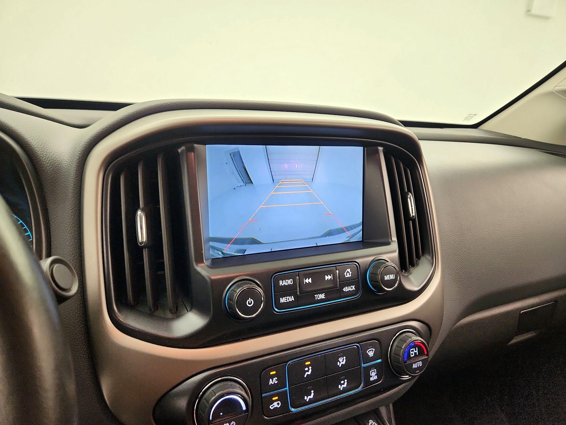 Thumbnail: 2015 Chevrolet Colorado - 15