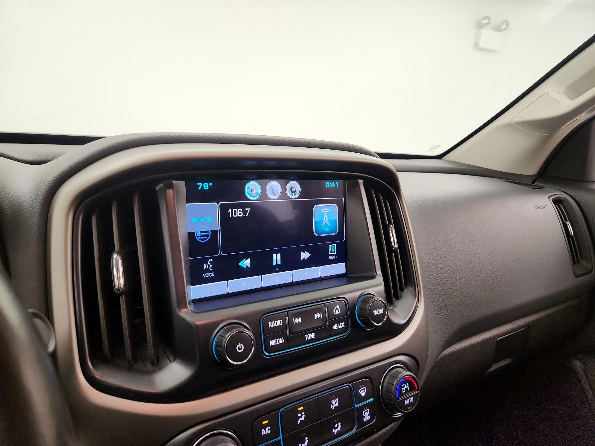Thumbnail: 2015 Chevrolet Colorado - 16