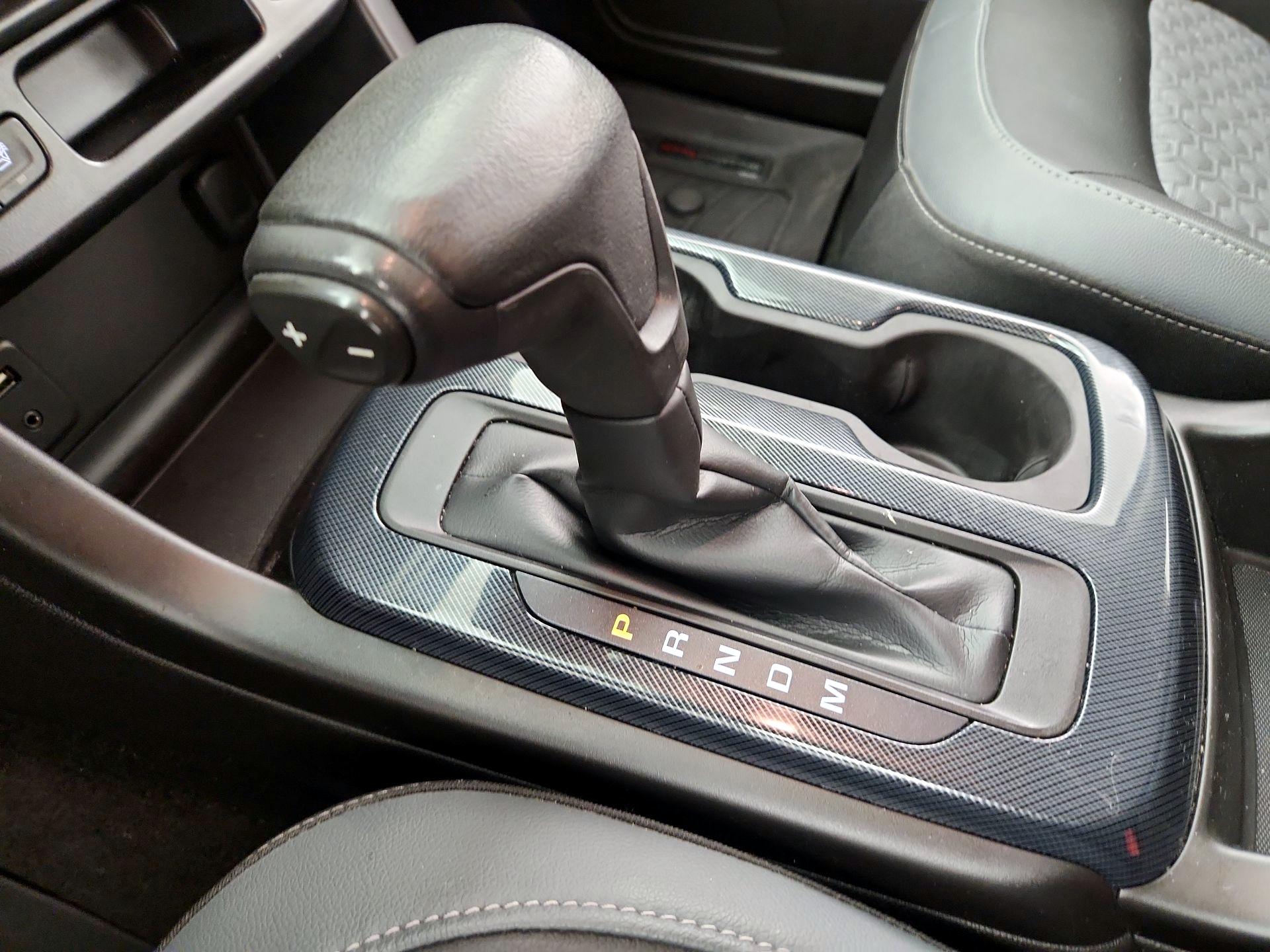 Thumbnail: 2015 Chevrolet Colorado - 18