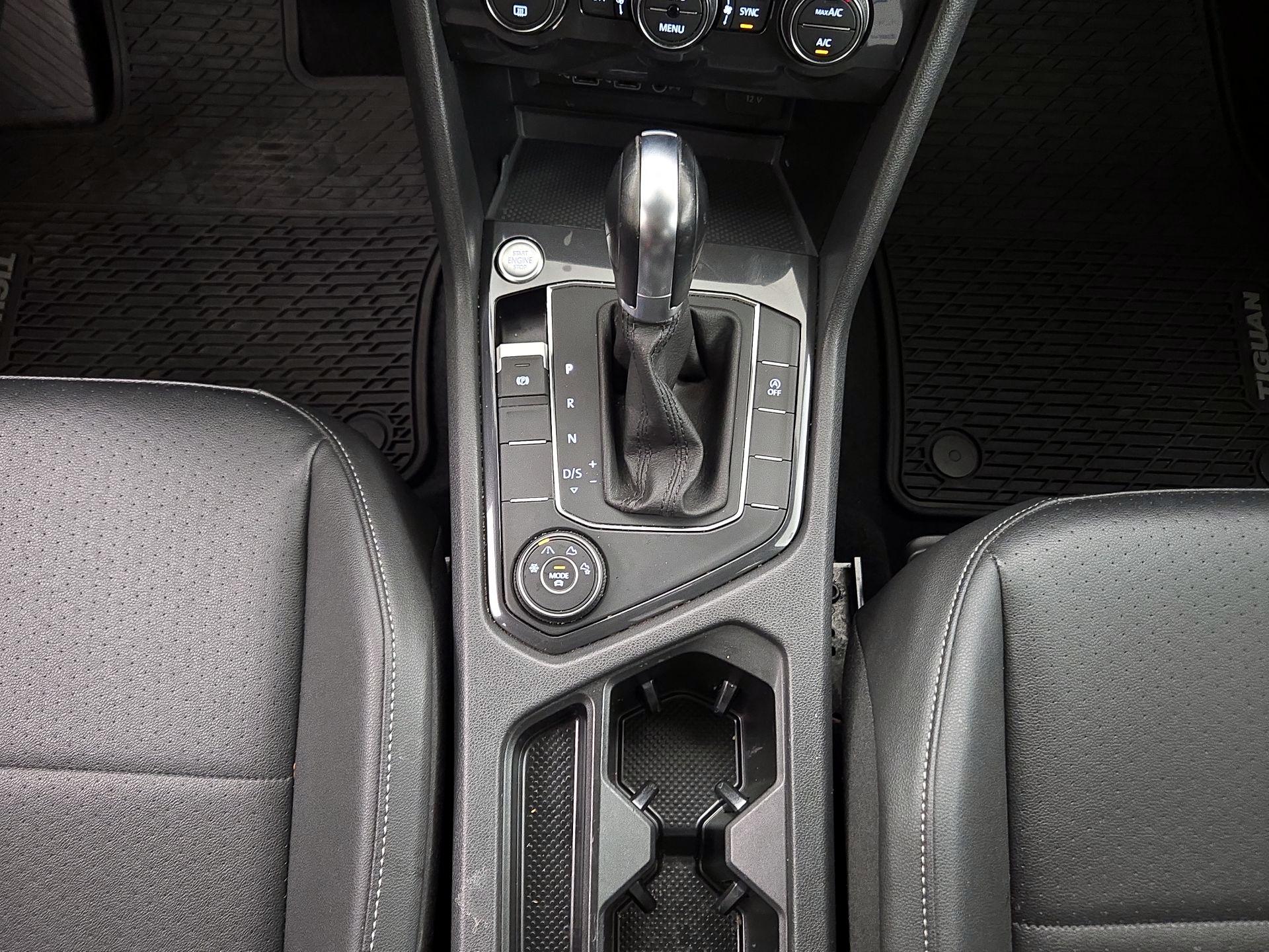 Thumbnail: 2019 Volkswagen Tiguan - 16