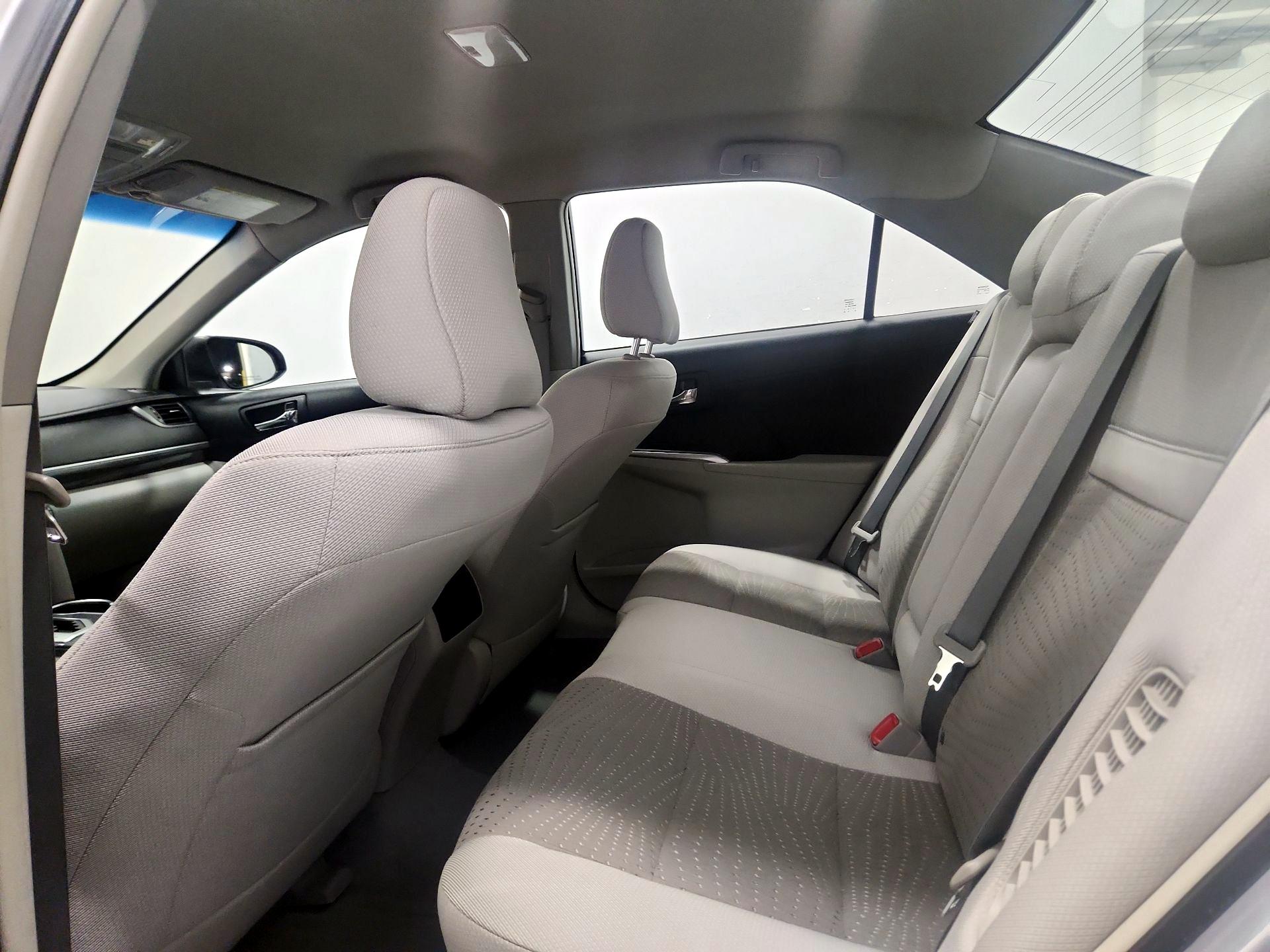 Thumbnail: 2014 Toyota Camry - 17